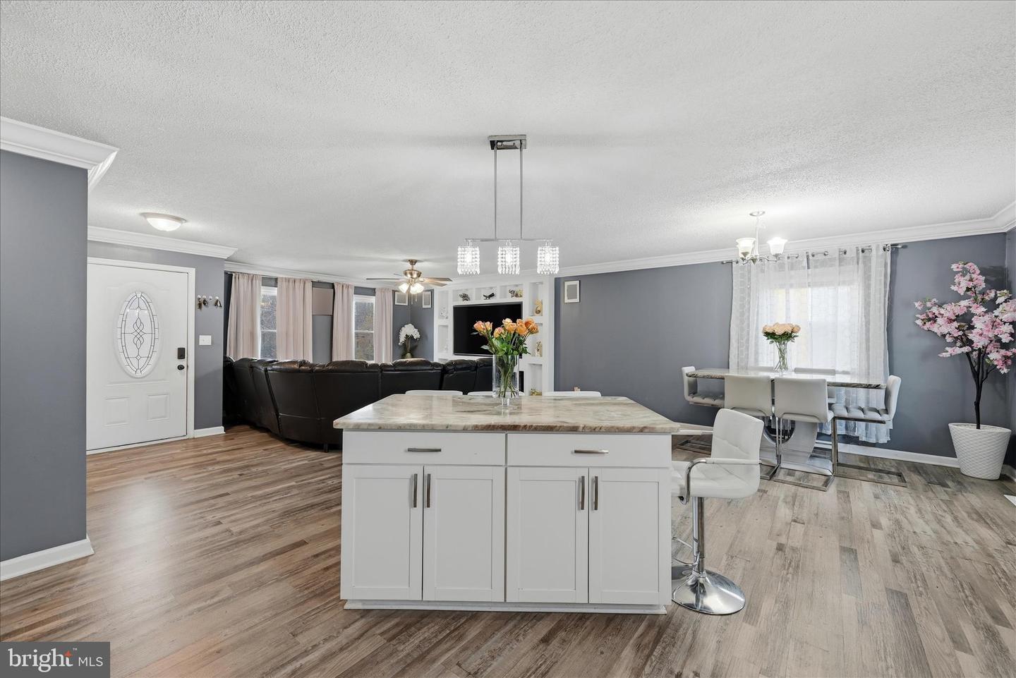 911 WALNUT DR, FREDERICKSBURG, Virginia 22405, 3 Bedrooms Bedrooms, ,2 BathroomsBathrooms,Residential,For sale,911 WALNUT DR,VAST2045518 MLS # VAST2045518