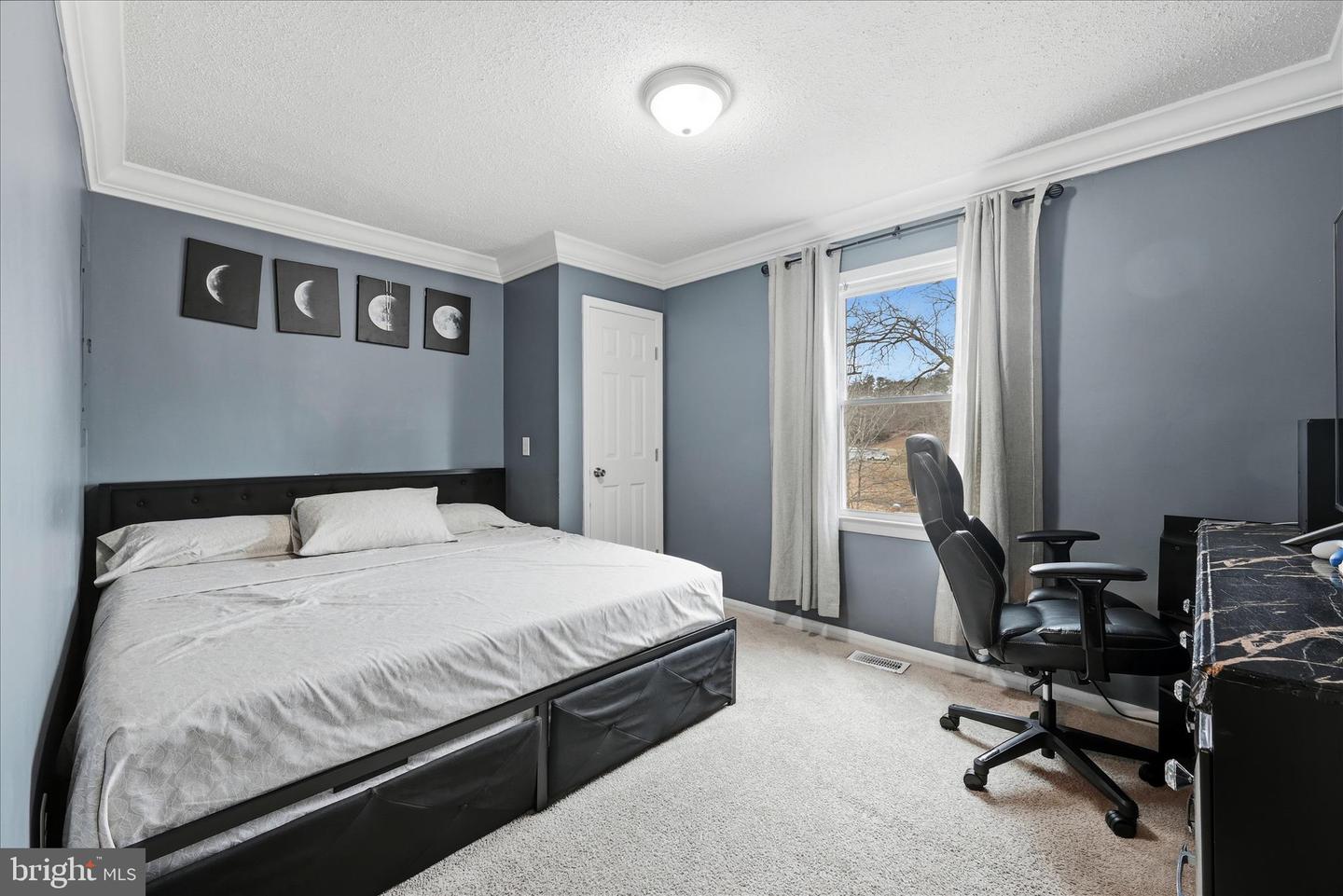 911 WALNUT DR, FREDERICKSBURG, Virginia 22405, 3 Bedrooms Bedrooms, ,2 BathroomsBathrooms,Residential,For sale,911 WALNUT DR,VAST2045518 MLS # VAST2045518