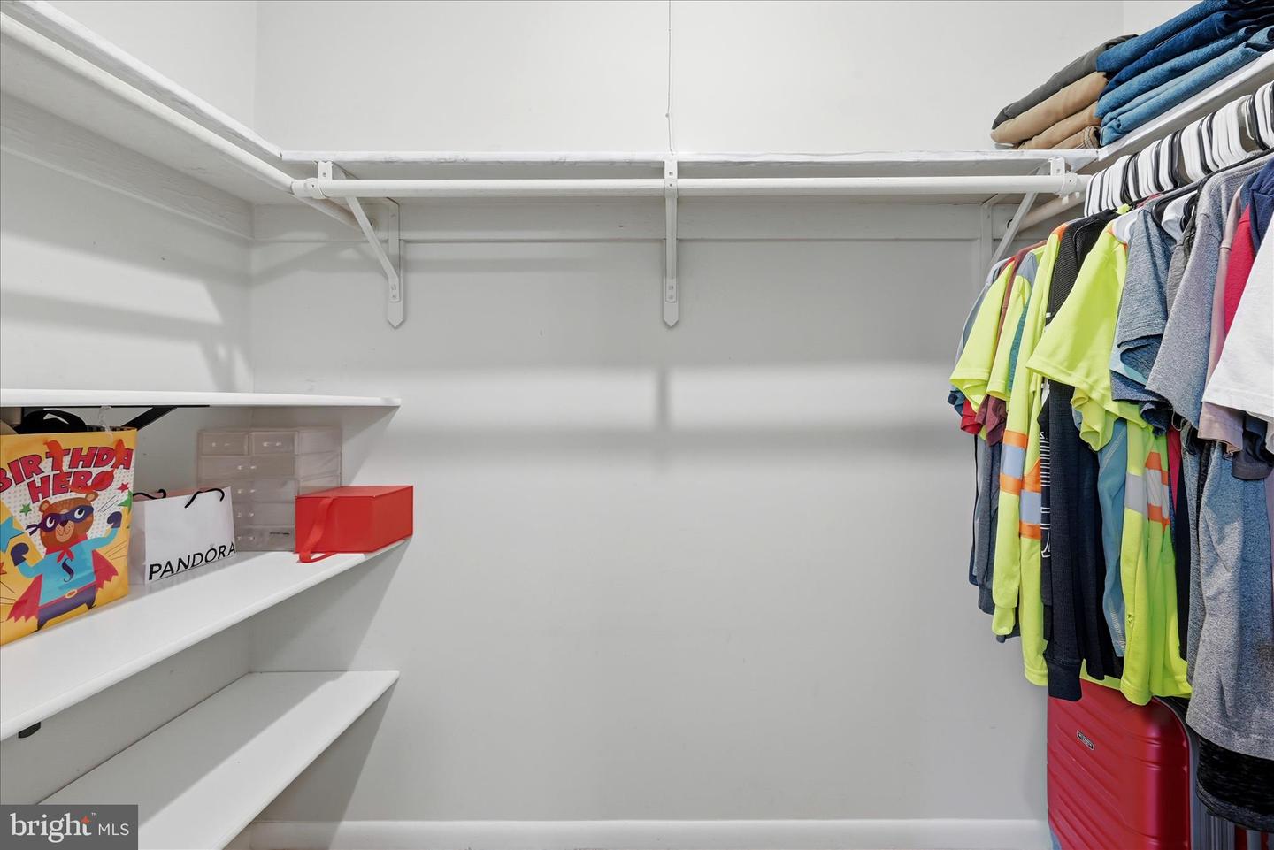 911 WALNUT DR, FREDERICKSBURG, Virginia 22405, 3 Bedrooms Bedrooms, ,2 BathroomsBathrooms,Residential,For sale,911 WALNUT DR,VAST2045518 MLS # VAST2045518