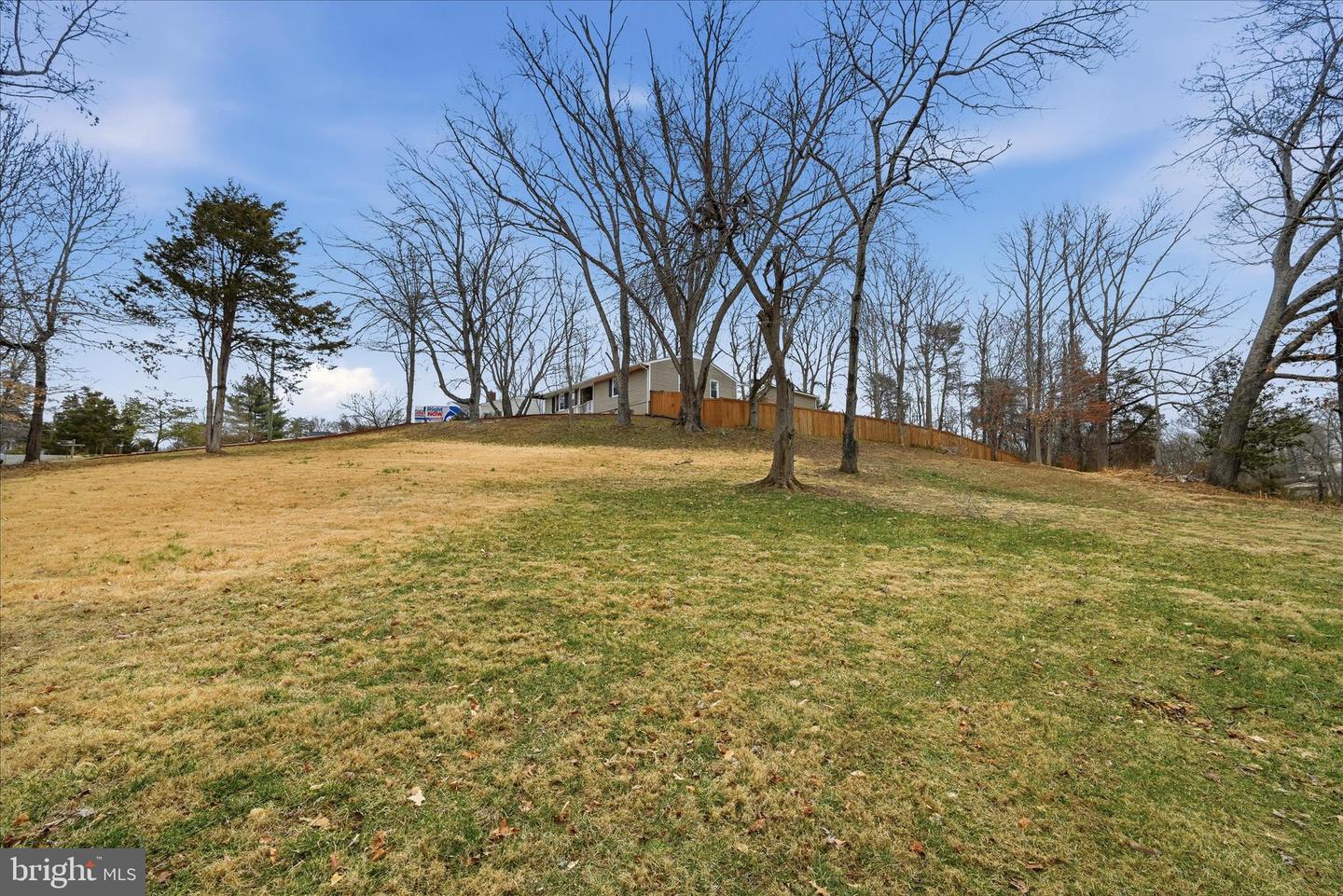 911 WALNUT DR, FREDERICKSBURG, Virginia 22405, 3 Bedrooms Bedrooms, ,2 BathroomsBathrooms,Residential,For sale,911 WALNUT DR,VAST2045518 MLS # VAST2045518