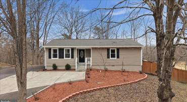 911 WALNUT DR, FREDERICKSBURG, Virginia 22405, 3 Bedrooms Bedrooms, ,2 BathroomsBathrooms,Residential,For sale,911 WALNUT DR,VAST2045518 MLS # VAST2045518
