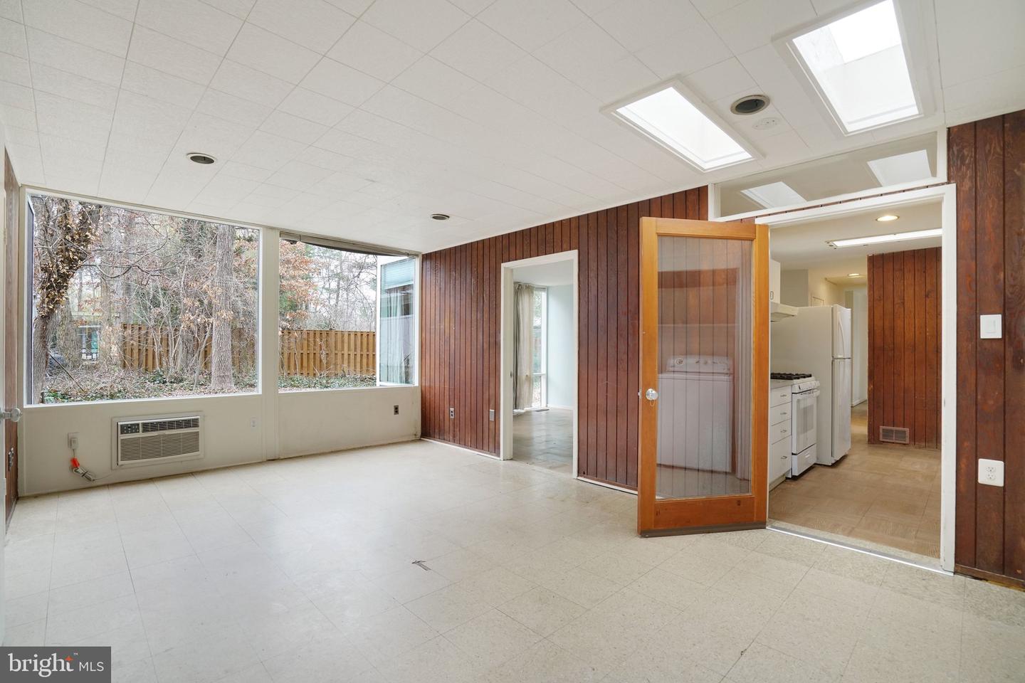 7711 ELBA RD, ALEXANDRIA, Virginia 22306, 3 Bedrooms Bedrooms, ,2 BathroomsBathrooms,Residential,For sale,7711 ELBA RD,VAFX2288314 MLS # VAFX2288314