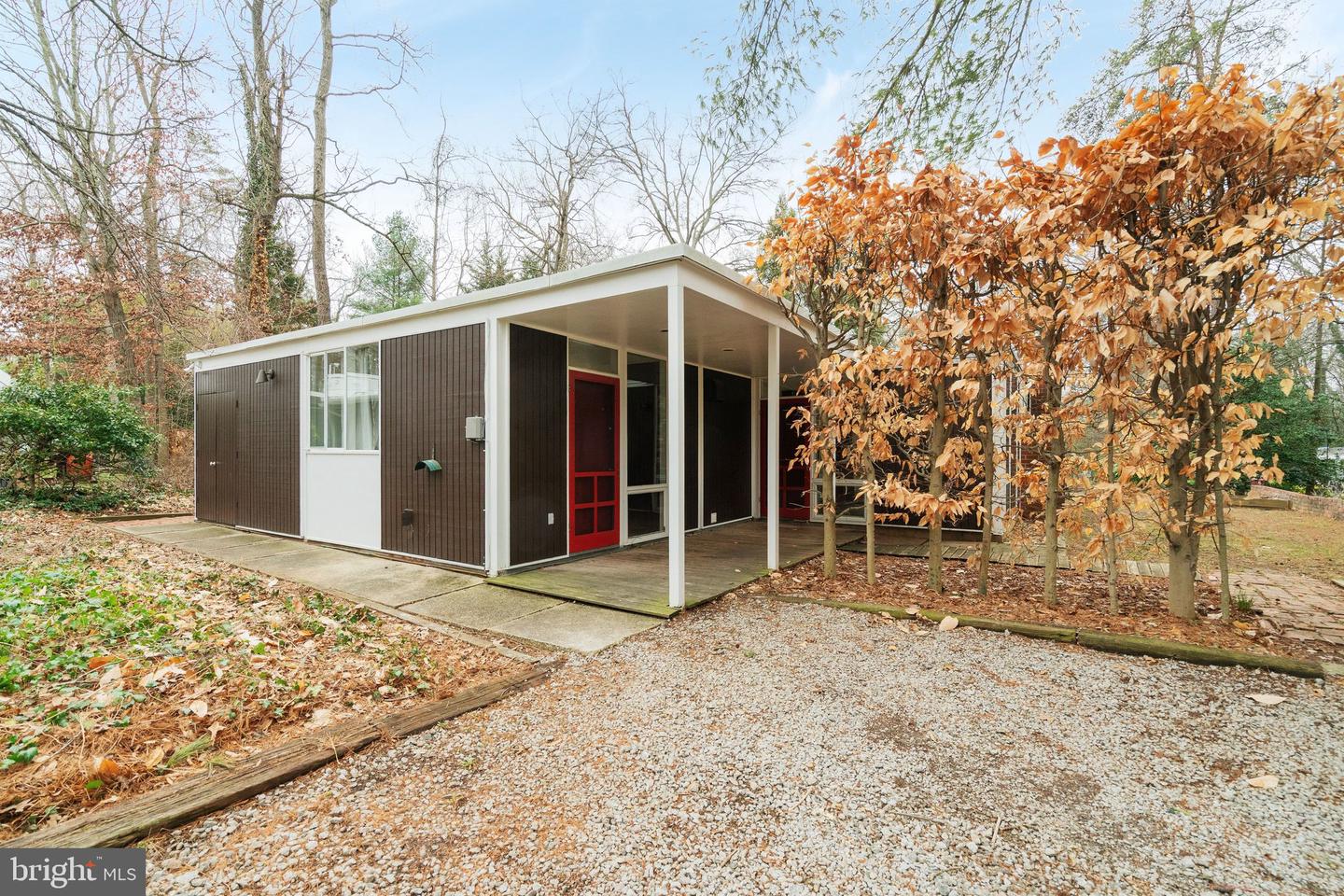 7711 ELBA RD, ALEXANDRIA, Virginia 22306, 3 Bedrooms Bedrooms, ,2 BathroomsBathrooms,Residential,For sale,7711 ELBA RD,VAFX2288314 MLS # VAFX2288314