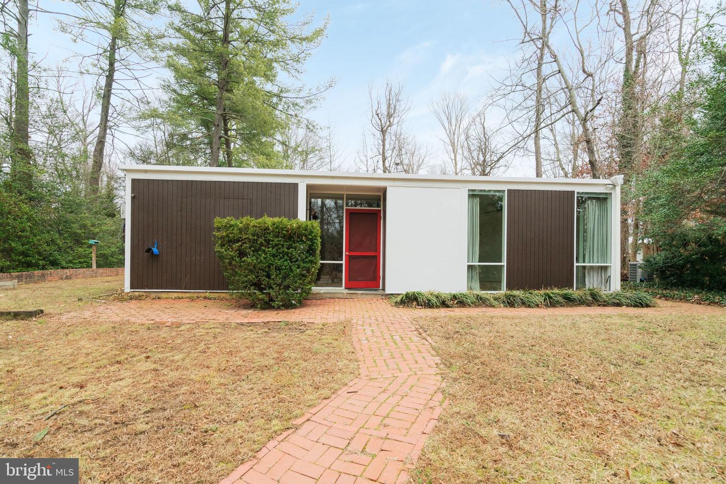 7711 ELBA RD, ALEXANDRIA, Virginia 22306, 3 Bedrooms Bedrooms, ,2 BathroomsBathrooms,Residential,For sale,7711 ELBA RD,VAFX2288314 MLS # VAFX2288314