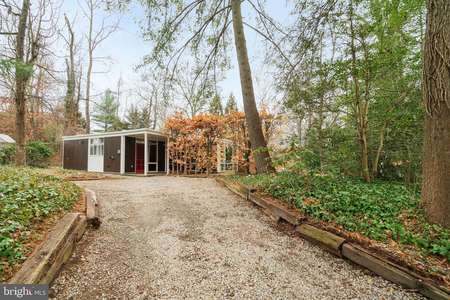 7711 ELBA RD, ALEXANDRIA, Virginia 22306, 3 Bedrooms Bedrooms, ,2 BathroomsBathrooms,Residential,For sale,7711 ELBA RD,VAFX2288314 MLS # VAFX2288314