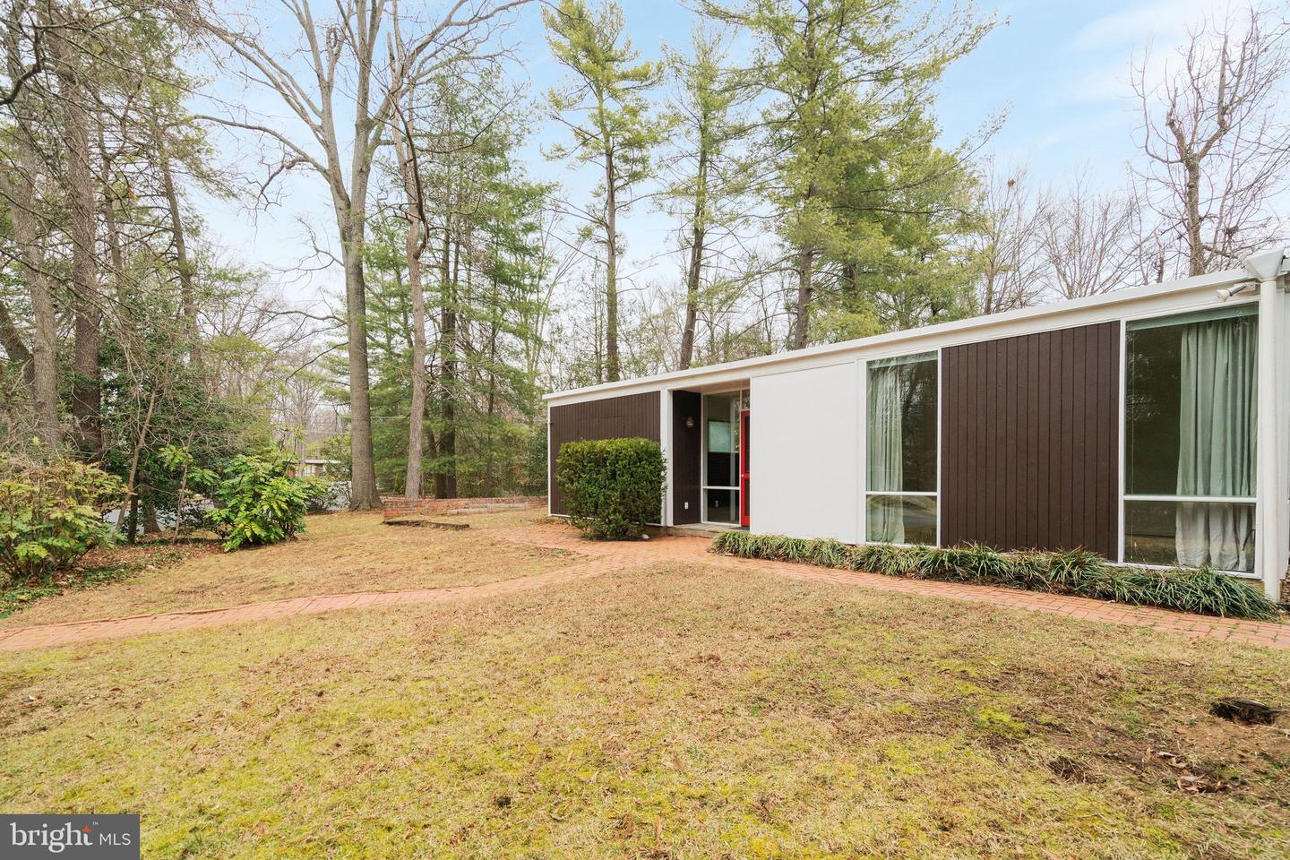 7711 ELBA RD, ALEXANDRIA, Virginia 22306, 3 Bedrooms Bedrooms, ,2 BathroomsBathrooms,Residential,For sale,7711 ELBA RD,VAFX2288314 MLS # VAFX2288314