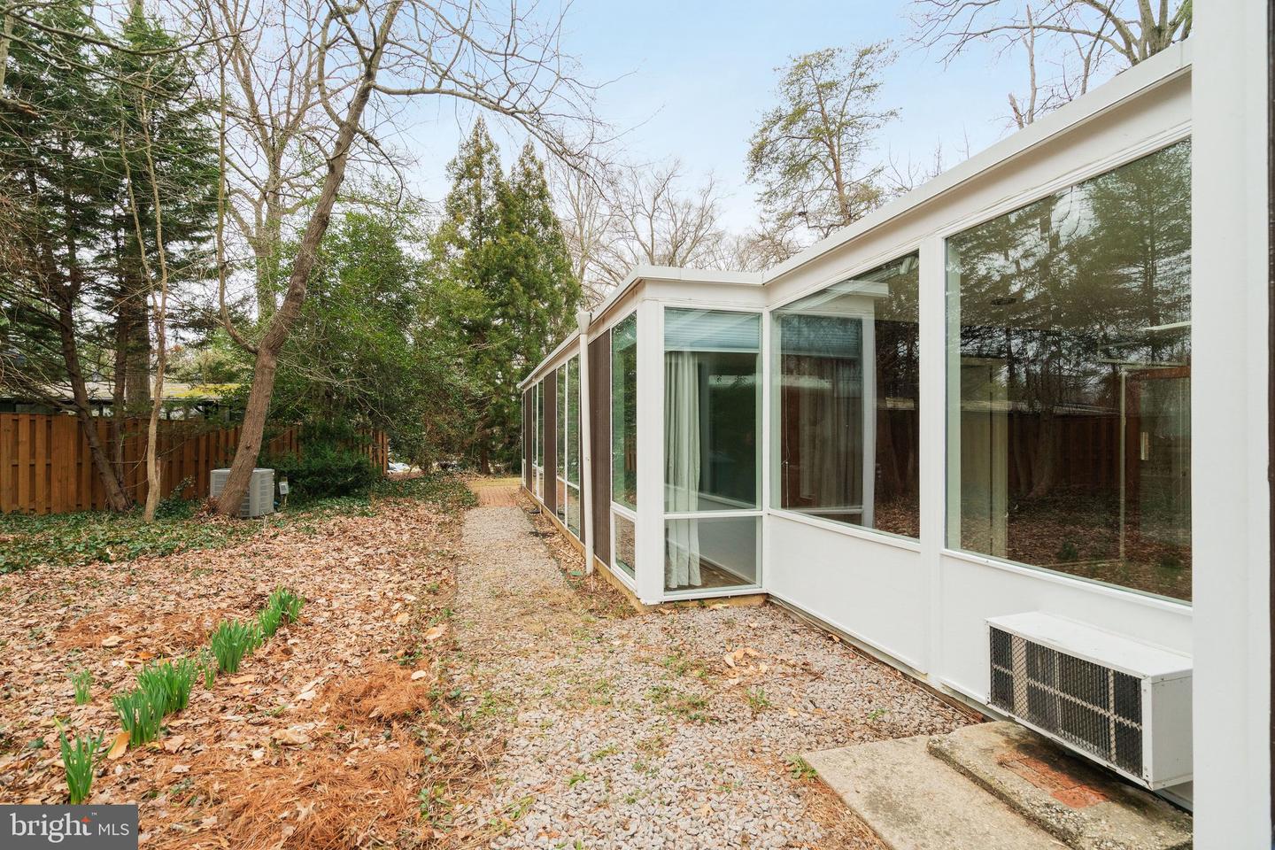 7711 ELBA RD, ALEXANDRIA, Virginia 22306, 3 Bedrooms Bedrooms, ,2 BathroomsBathrooms,Residential,For sale,7711 ELBA RD,VAFX2288314 MLS # VAFX2288314