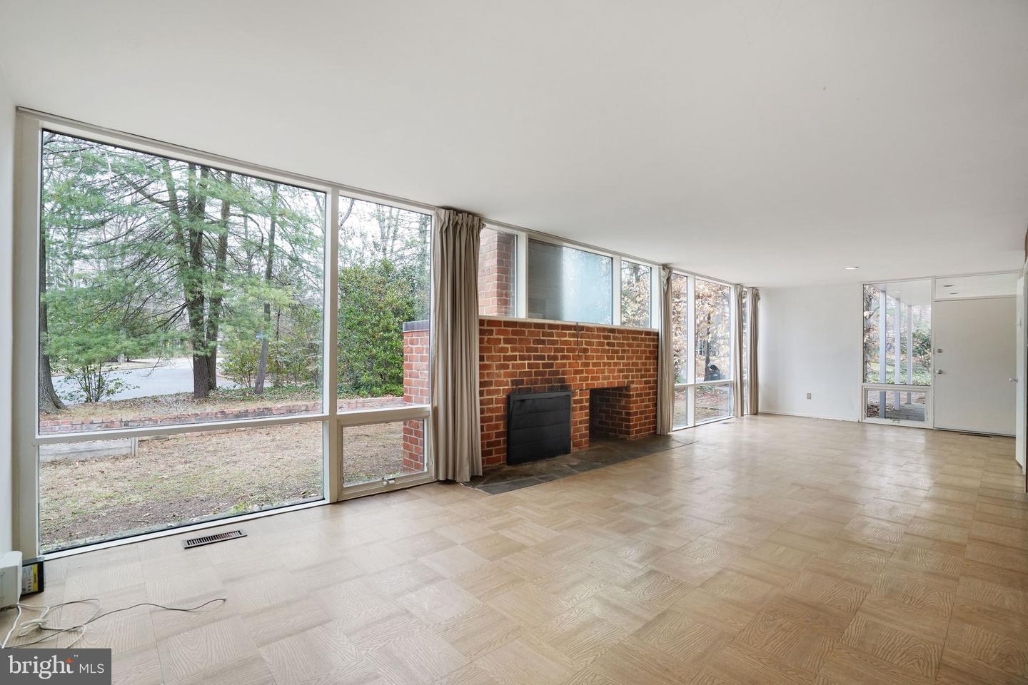 7711 ELBA RD, ALEXANDRIA, Virginia 22306, 3 Bedrooms Bedrooms, ,2 BathroomsBathrooms,Residential,For sale,7711 ELBA RD,VAFX2288314 MLS # VAFX2288314