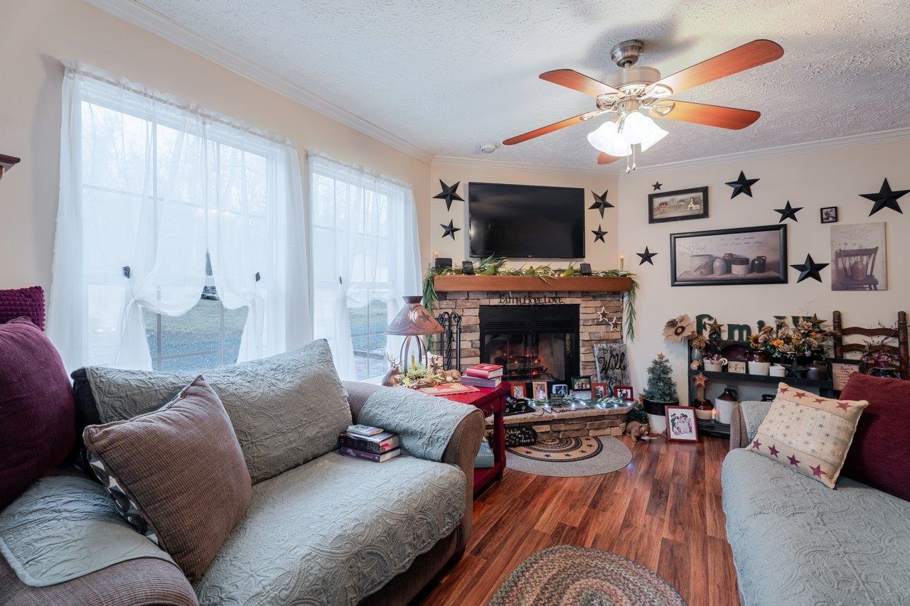 523 GRAVELS RD, ROCKINGHAM, Virginia 22802, 4 Bedrooms Bedrooms, ,2 BathroomsBathrooms,Residential,523 GRAVELS RD,674051 MLS # 674051