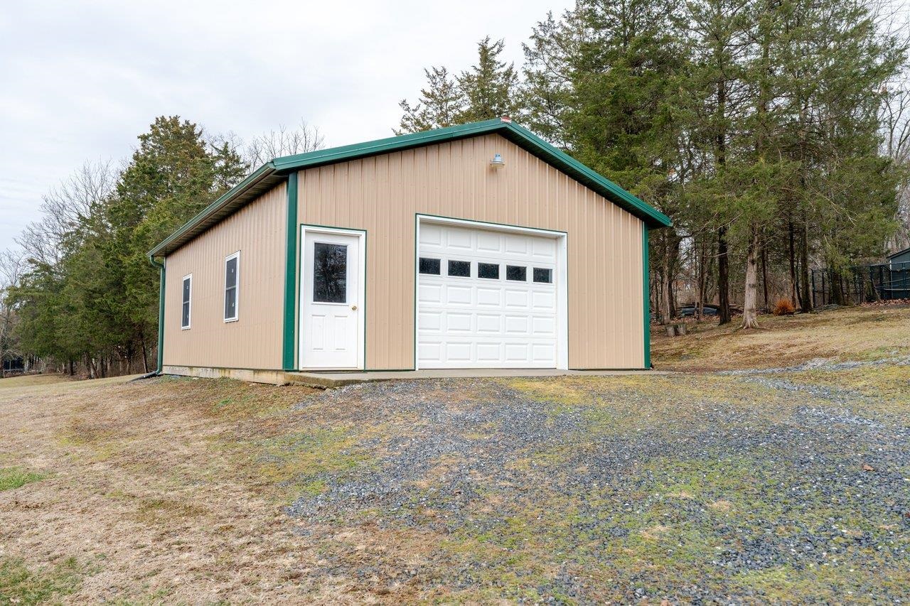 523 GRAVELS RD, ROCKINGHAM, Virginia 22802, 4 Bedrooms Bedrooms, ,2 BathroomsBathrooms,Residential,523 GRAVELS RD,674051 MLS # 674051