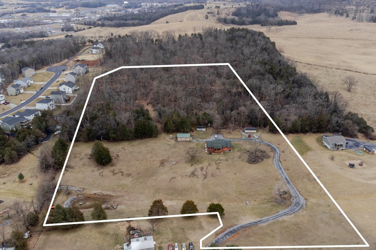 523 GRAVELS RD, ROCKINGHAM, Virginia 22802, 4 Bedrooms Bedrooms, ,2 BathroomsBathrooms,Residential,523 GRAVELS RD,674051 MLS # 674051