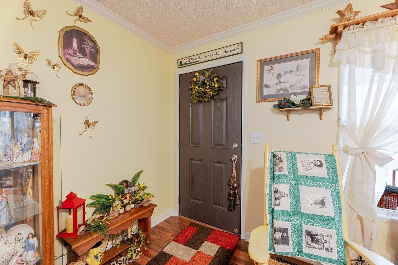 523 GRAVELS RD, ROCKINGHAM, Virginia 22802, 4 Bedrooms Bedrooms, ,2 BathroomsBathrooms,Residential,523 GRAVELS RD,674051 MLS # 674051