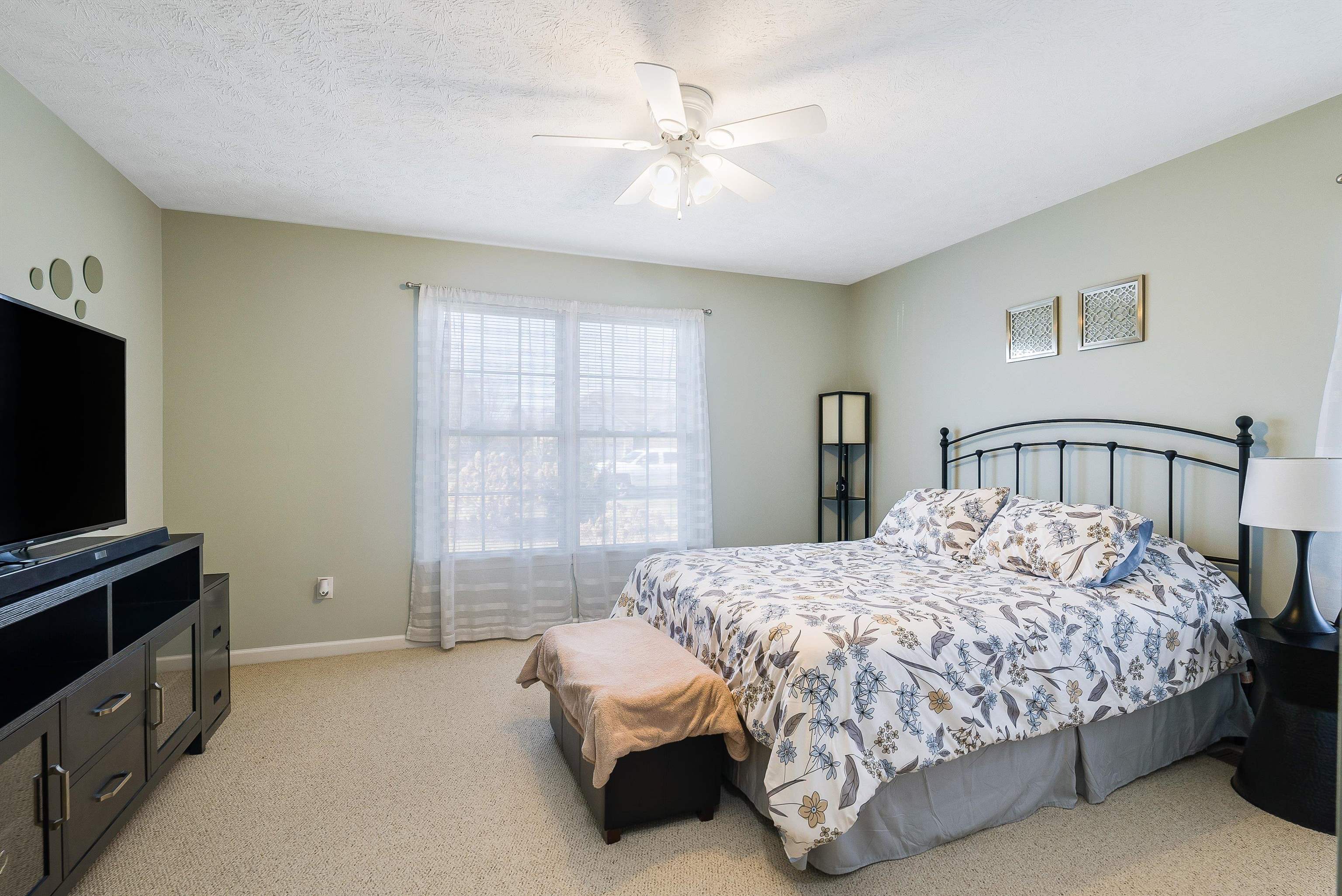 435 THREE LEAGUES RD, MCGAHEYSVILLE, Virginia 22840, 3 Bedrooms Bedrooms, ,2 BathroomsBathrooms,Residential,435 THREE LEAGUES RD,674052 MLS # 674052