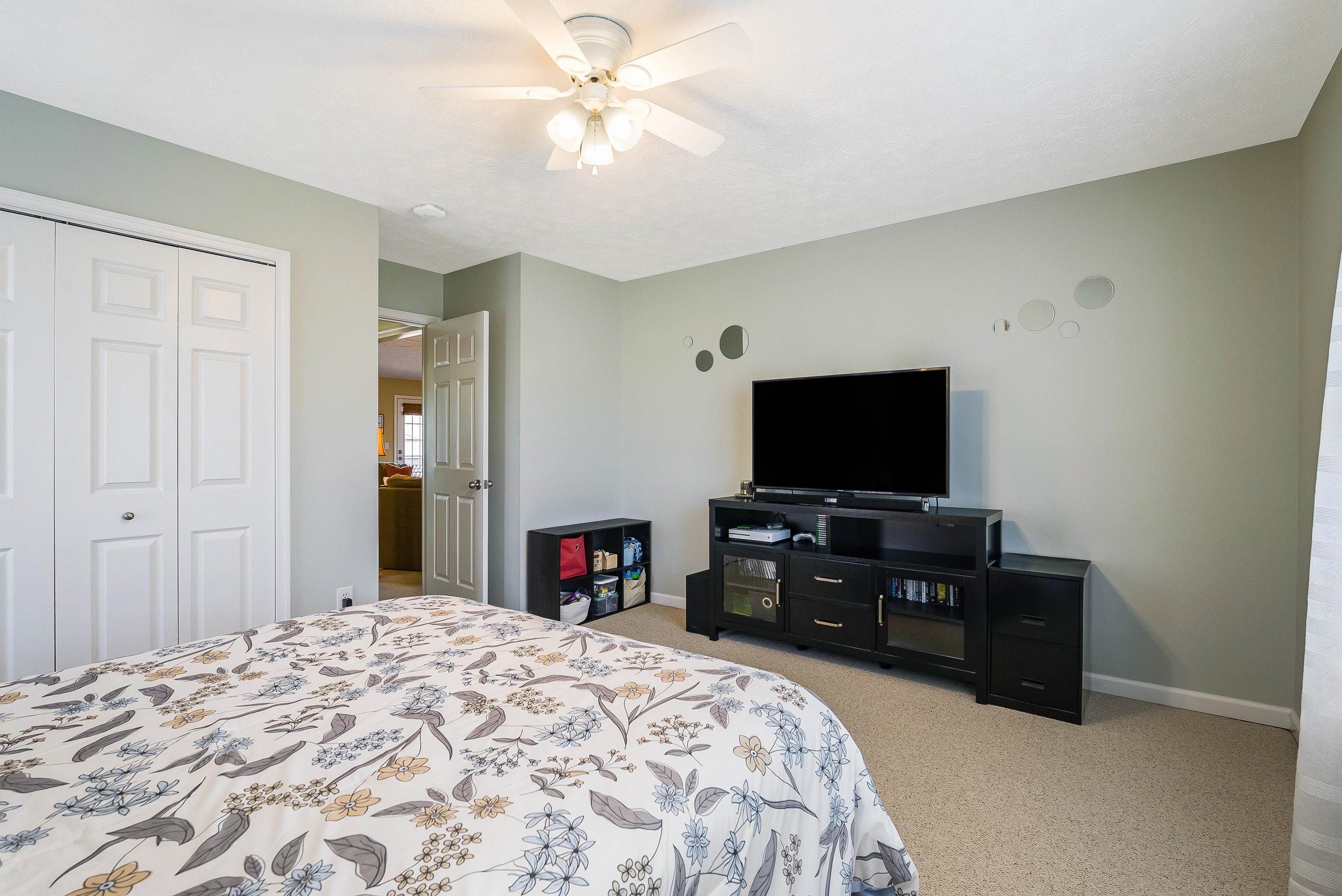 435 THREE LEAGUES RD, MCGAHEYSVILLE, Virginia 22840, 3 Bedrooms Bedrooms, ,2 BathroomsBathrooms,Residential,435 THREE LEAGUES RD,674052 MLS # 674052