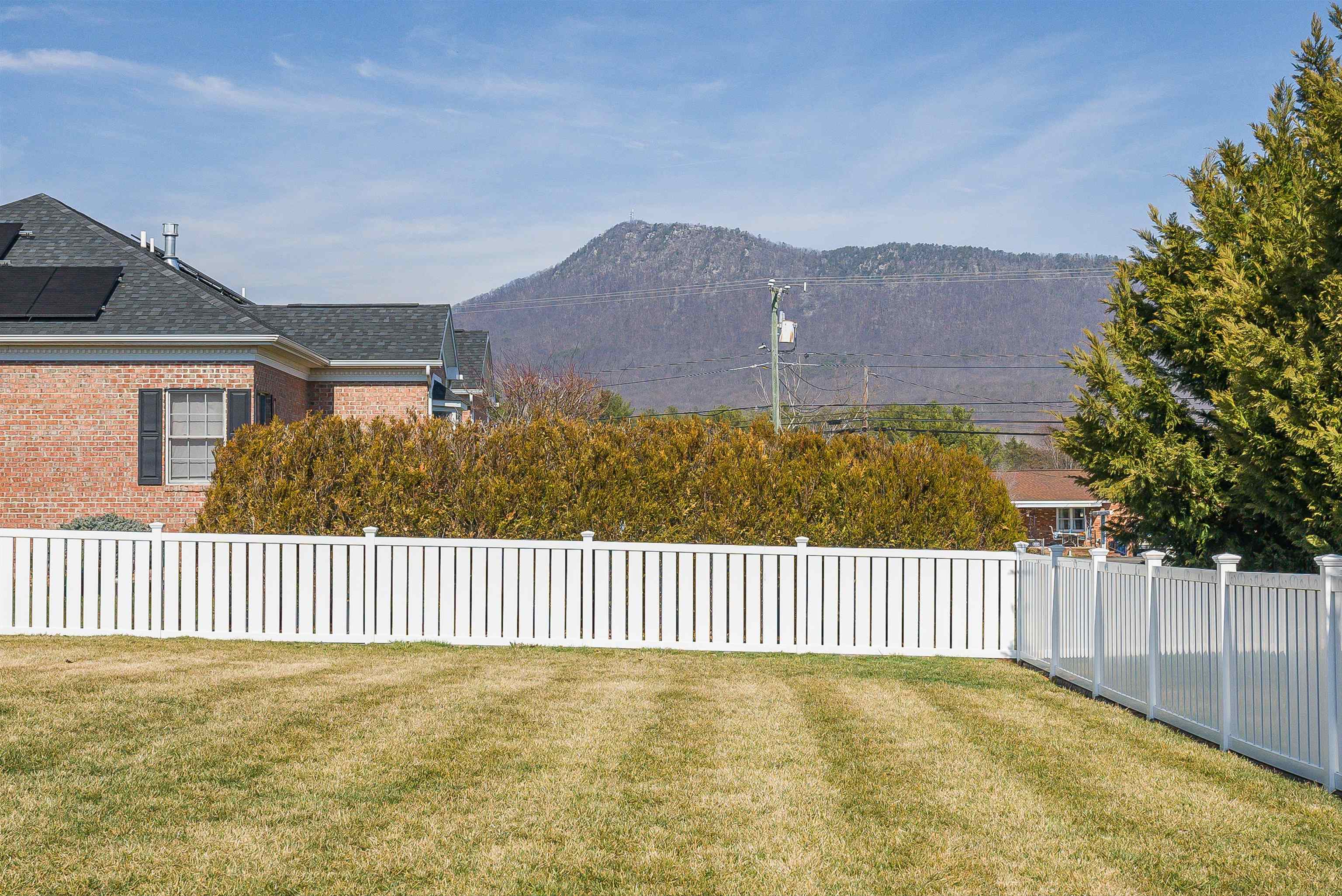 435 THREE LEAGUES RD, MCGAHEYSVILLE, Virginia 22840, 3 Bedrooms Bedrooms, ,2 BathroomsBathrooms,Residential,435 THREE LEAGUES RD,674052 MLS # 674052