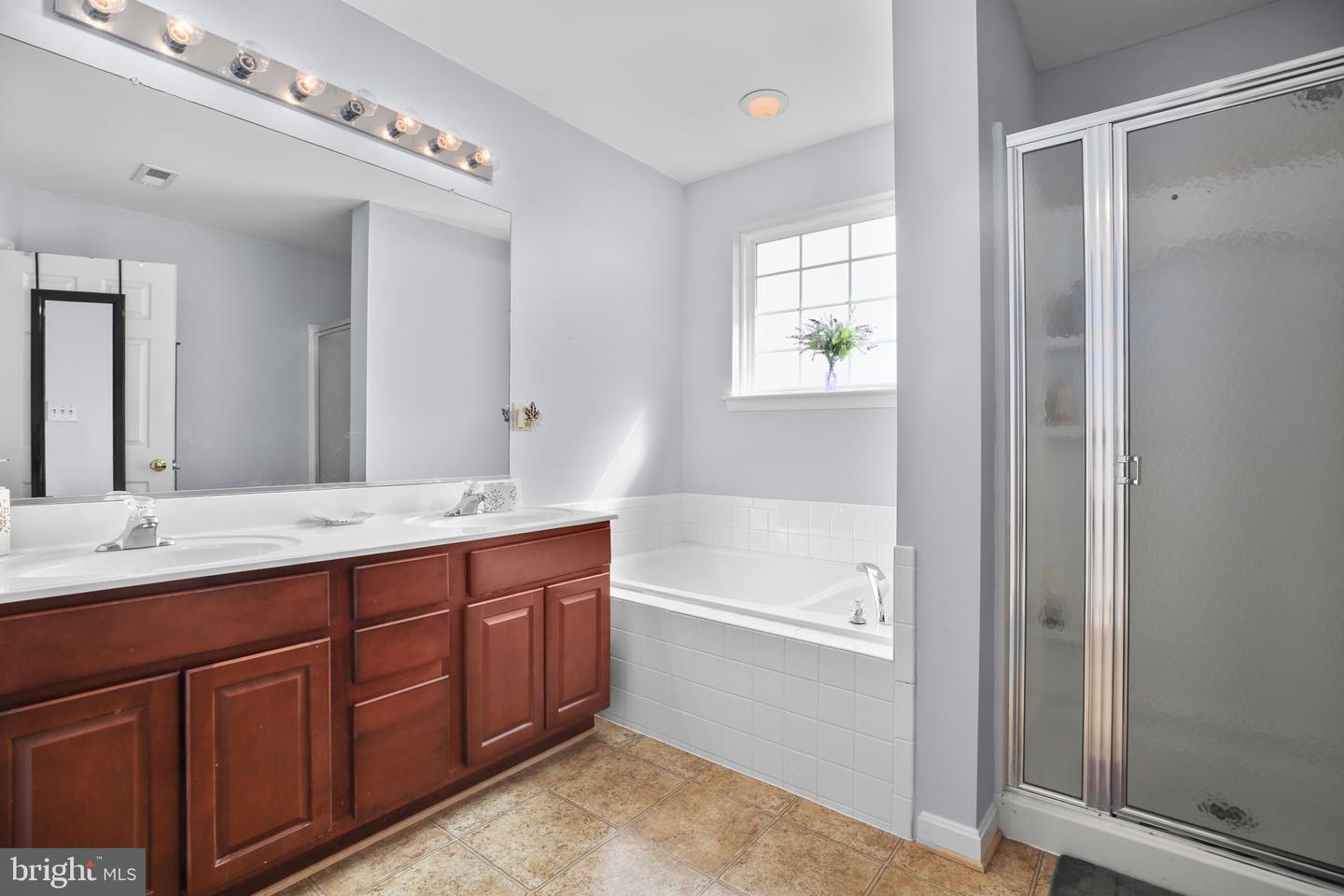 11417 WYTHEVILLE CT, FREDERICKSBURG, Virginia 22407, 3 Bedrooms Bedrooms, ,2 BathroomsBathrooms,Residential,For sale,11417 WYTHEVILLE CT,VASP2039116 MLS # VASP2039116