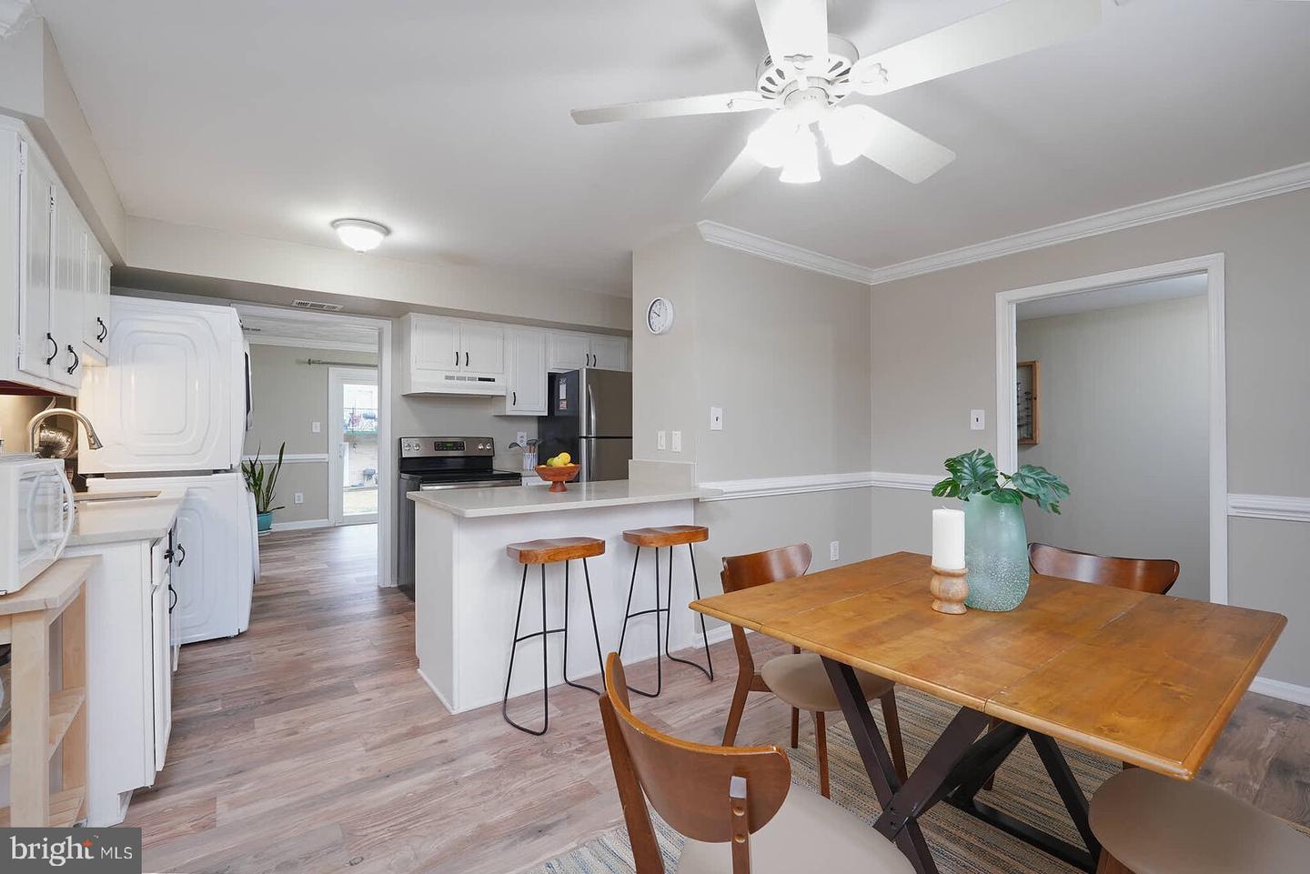 1021-A BRIXTON CT, STERLING, Virginia 20164, 3 Bedrooms Bedrooms, ,2 BathroomsBathrooms,Residential,For sale,1021-A BRIXTON CT,VALO2115400 MLS # VALO2115400