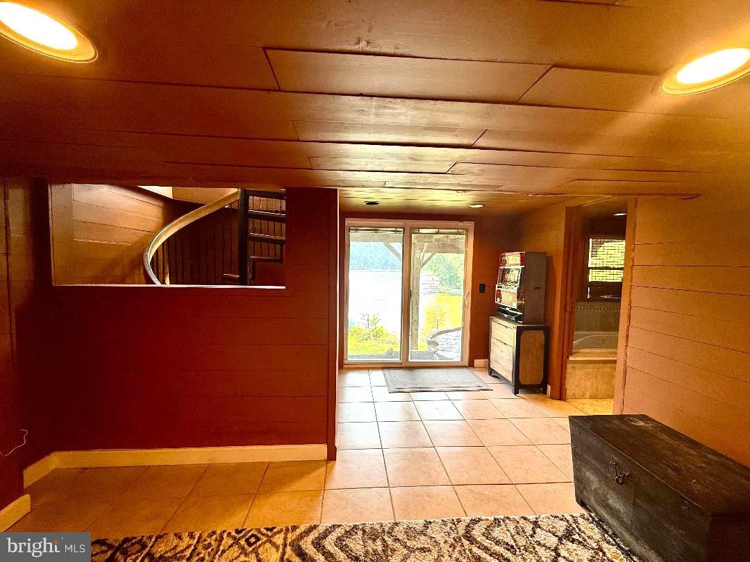 8389 HIGHVIEW ST, MANASSAS, Virginia 20112, 3 Bedrooms Bedrooms, ,2 BathroomsBathrooms,Residential,For sale,8389 HIGHVIEW ST,VAPW2112340 MLS # VAPW2112340