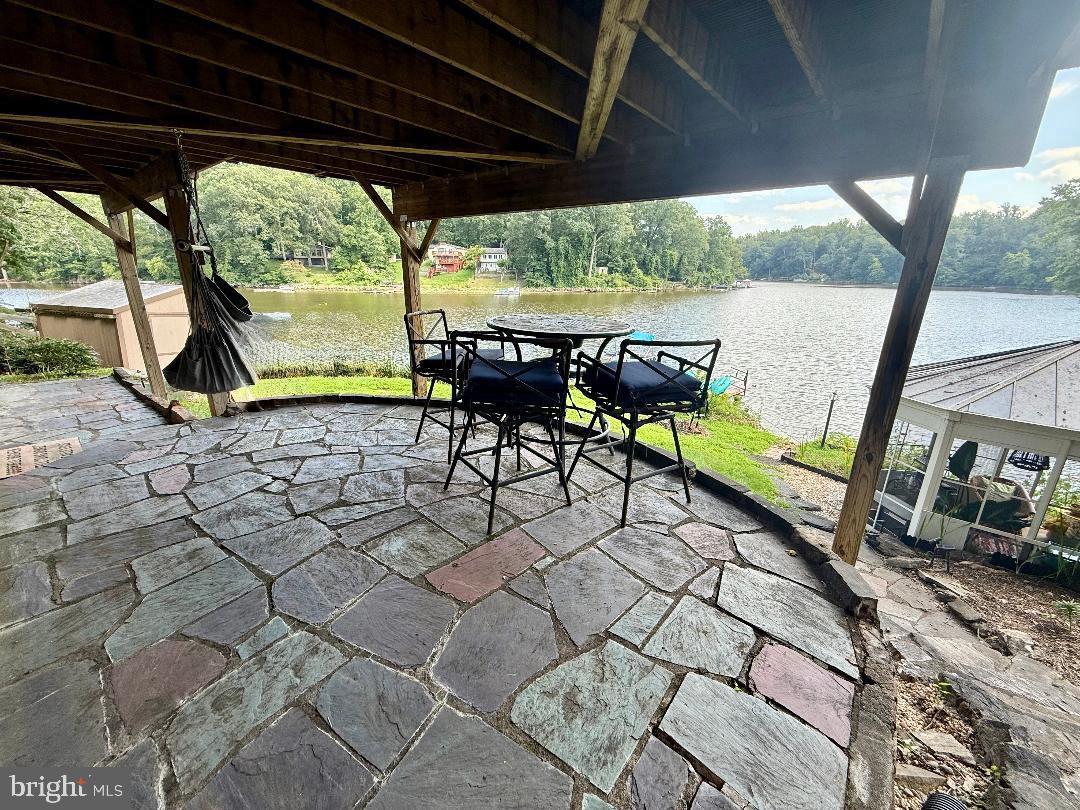 8389 HIGHVIEW ST, MANASSAS, Virginia 20112, 3 Bedrooms Bedrooms, ,2 BathroomsBathrooms,Residential,For sale,8389 HIGHVIEW ST,VAPW2112340 MLS # VAPW2112340