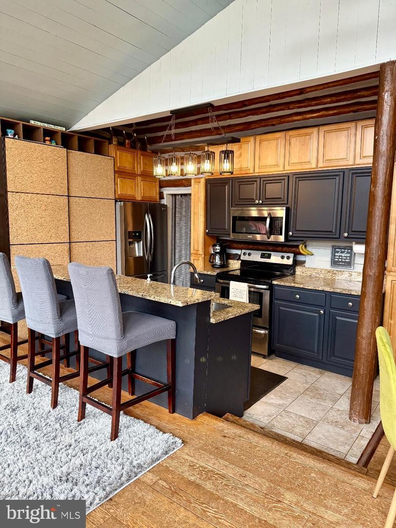 8389 HIGHVIEW ST, MANASSAS, Virginia 20112, 3 Bedrooms Bedrooms, ,2 BathroomsBathrooms,Residential,For sale,8389 HIGHVIEW ST,VAPW2112340 MLS # VAPW2112340