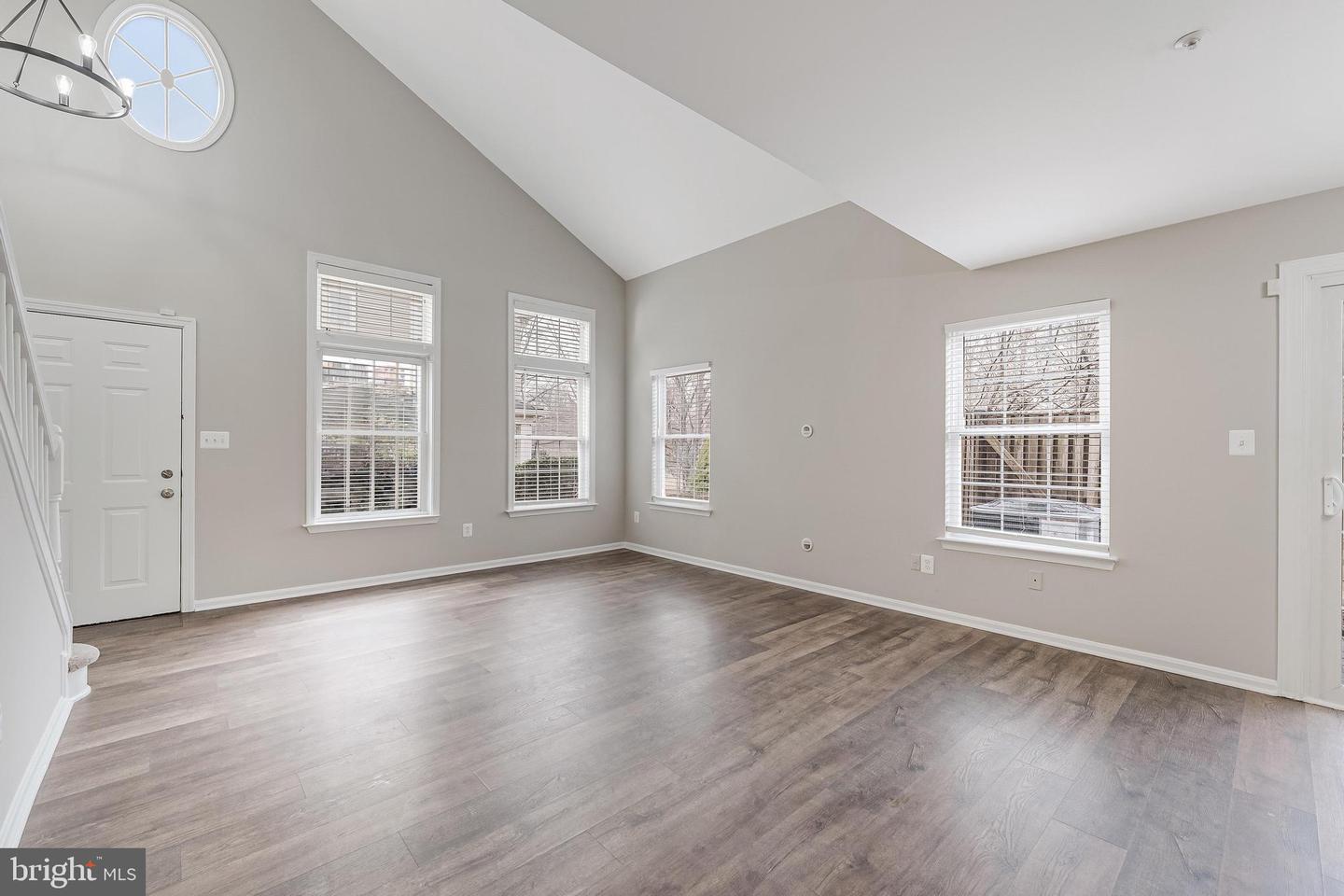 43312 GREYSWALLOW TER, ASHBURN, Virginia 20147, 2 Bedrooms Bedrooms, ,2 BathroomsBathrooms,Residential,For sale,43312 GREYSWALLOW TER,VALO2115782 MLS # VALO2115782