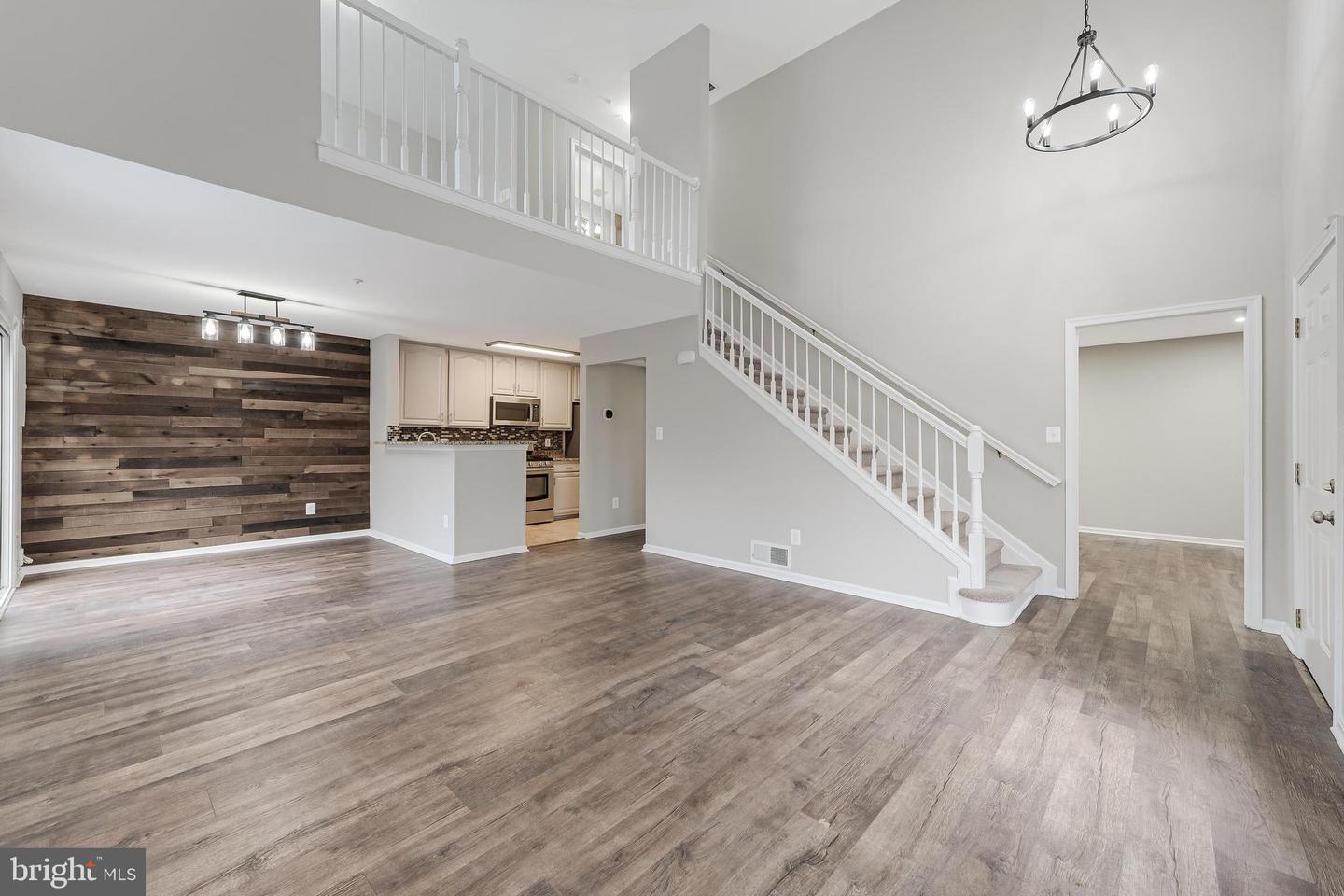 43312 GREYSWALLOW TER, ASHBURN, Virginia 20147, 2 Bedrooms Bedrooms, ,2 BathroomsBathrooms,Residential,For sale,43312 GREYSWALLOW TER,VALO2115782 MLS # VALO2115782