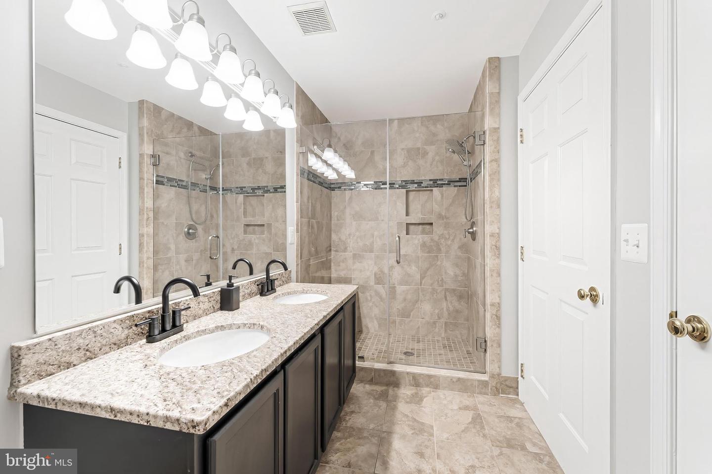 43312 GREYSWALLOW TER, ASHBURN, Virginia 20147, 2 Bedrooms Bedrooms, ,2 BathroomsBathrooms,Residential,For sale,43312 GREYSWALLOW TER,VALO2115782 MLS # VALO2115782