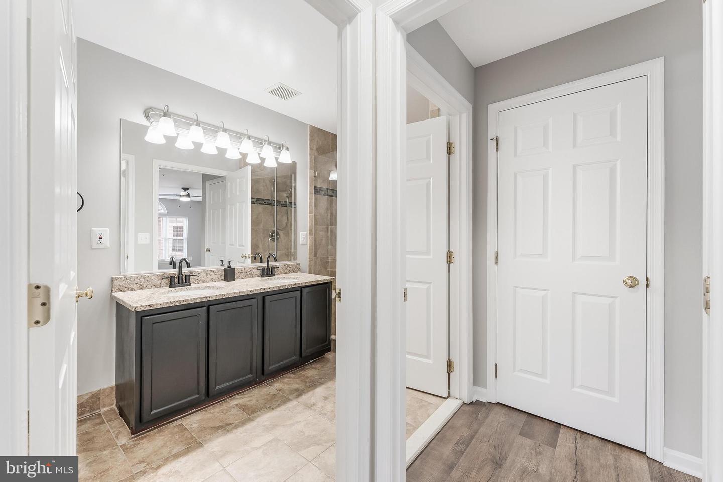 43312 GREYSWALLOW TER, ASHBURN, Virginia 20147, 2 Bedrooms Bedrooms, ,2 BathroomsBathrooms,Residential,For sale,43312 GREYSWALLOW TER,VALO2115782 MLS # VALO2115782