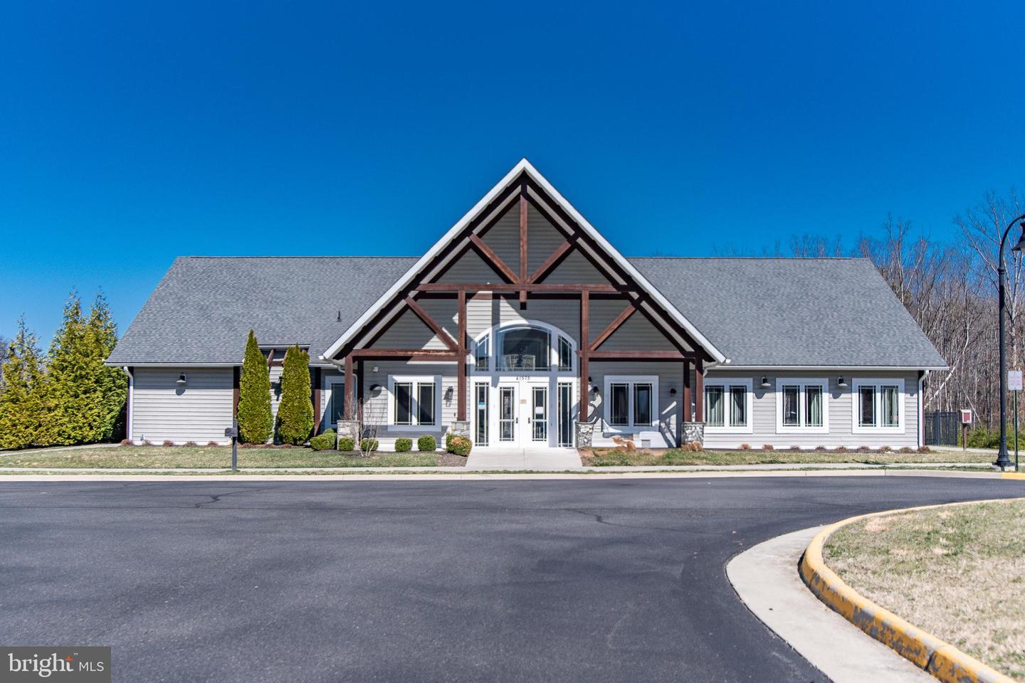 41514 CARRIAGE HORSE DR, ALDIE, Virginia 20105, 5 Bedrooms Bedrooms, ,3 BathroomsBathrooms,Residential,For sale,41514 CARRIAGE HORSE DR,VALO2115868 MLS # VALO2115868 41514 CARRIAGE HORSE DR, ALDIE, Virginia 20105, 5 Bedrooms Bedrooms, ,3 BathroomsBathrooms,Residential,For sale,41514 CARRIAGE HORSE DR,VALO2115868 MLS # VALO2115868