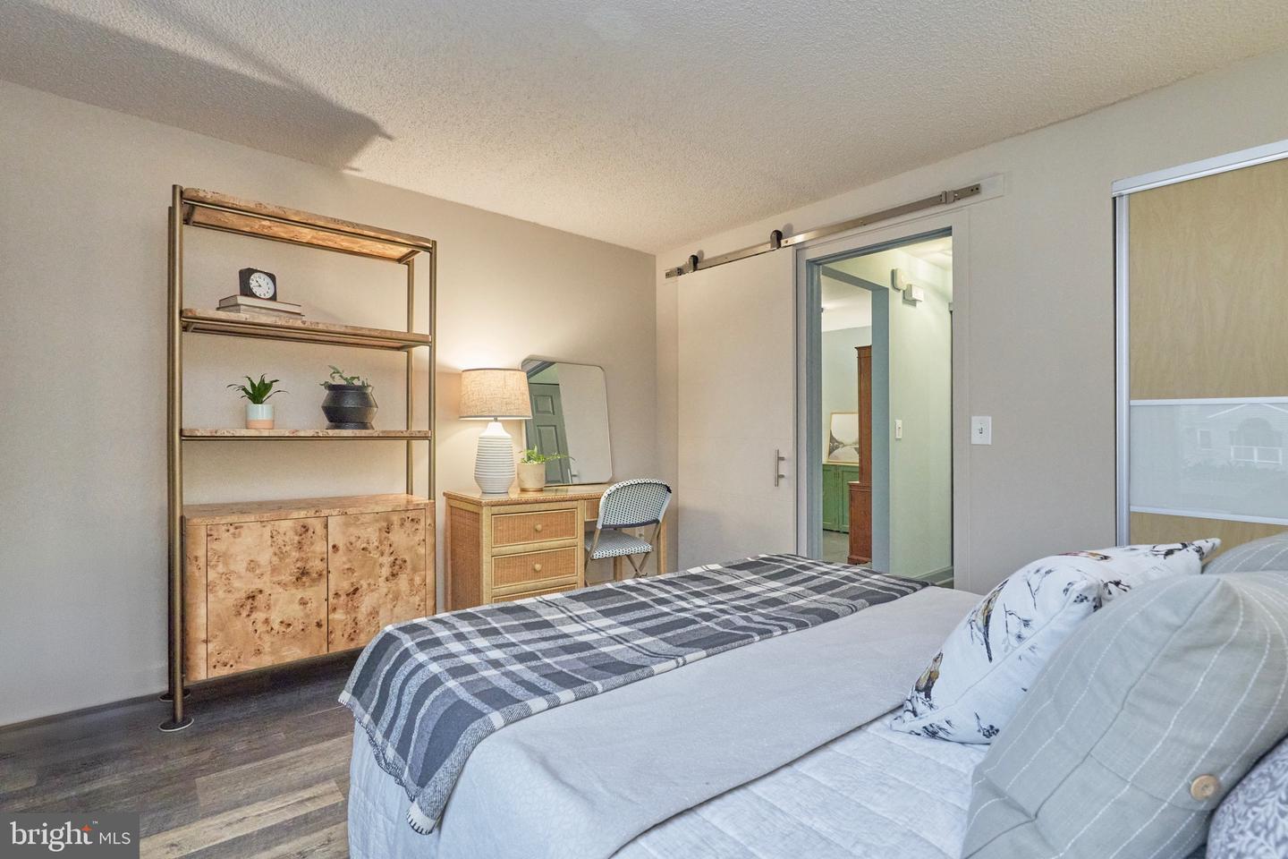 11703-C SUMMERCHASE CIR, RESTON, Virginia 20194, 1 Bedroom Bedrooms, ,1 BathroomBathrooms,Residential,For sale,11703-C SUMMERCHASE CIR,VAFX2291004 MLS # VAFX2291004