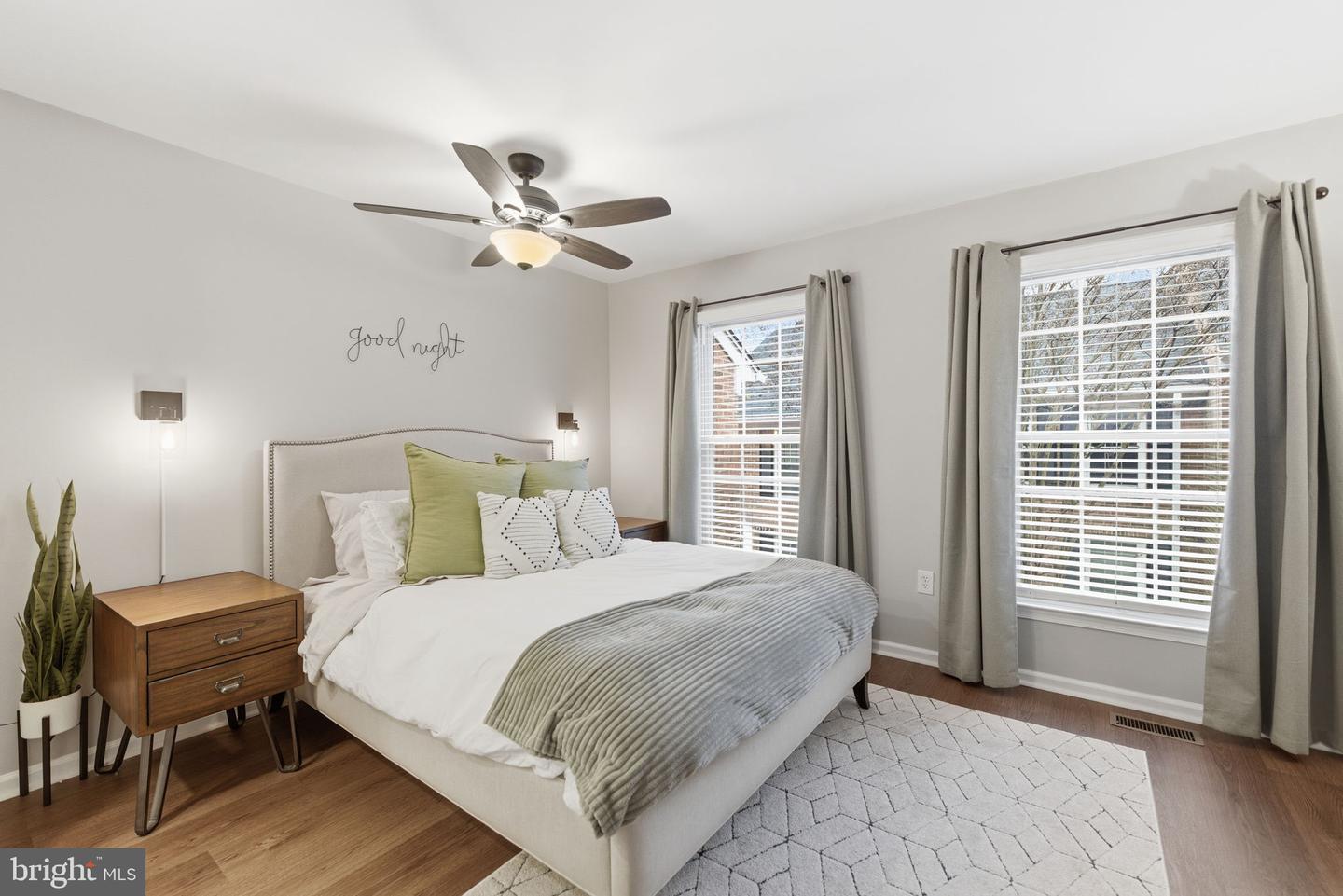 2568-B S ARLINGTON MILL DR #B, ARLINGTON, Virginia 22206, 2 Bedrooms Bedrooms, ,1 BathroomBathrooms,Residential,For sale,2568-B S ARLINGTON MILL DR #B,VAAR2069056 MLS # VAAR2069056