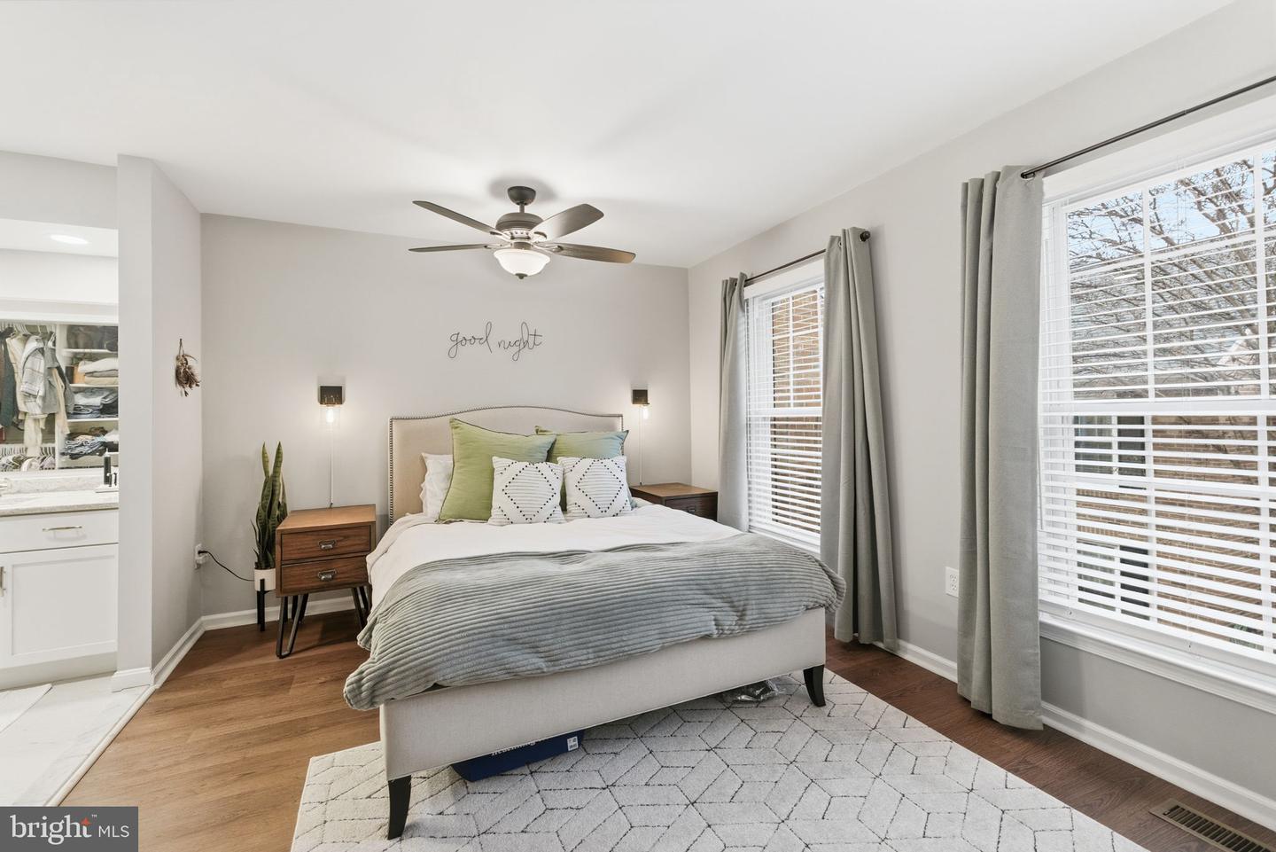 2568-B S ARLINGTON MILL DR #B, ARLINGTON, Virginia 22206, 2 Bedrooms Bedrooms, ,1 BathroomBathrooms,Residential,For sale,2568-B S ARLINGTON MILL DR #B,VAAR2069056 MLS # VAAR2069056