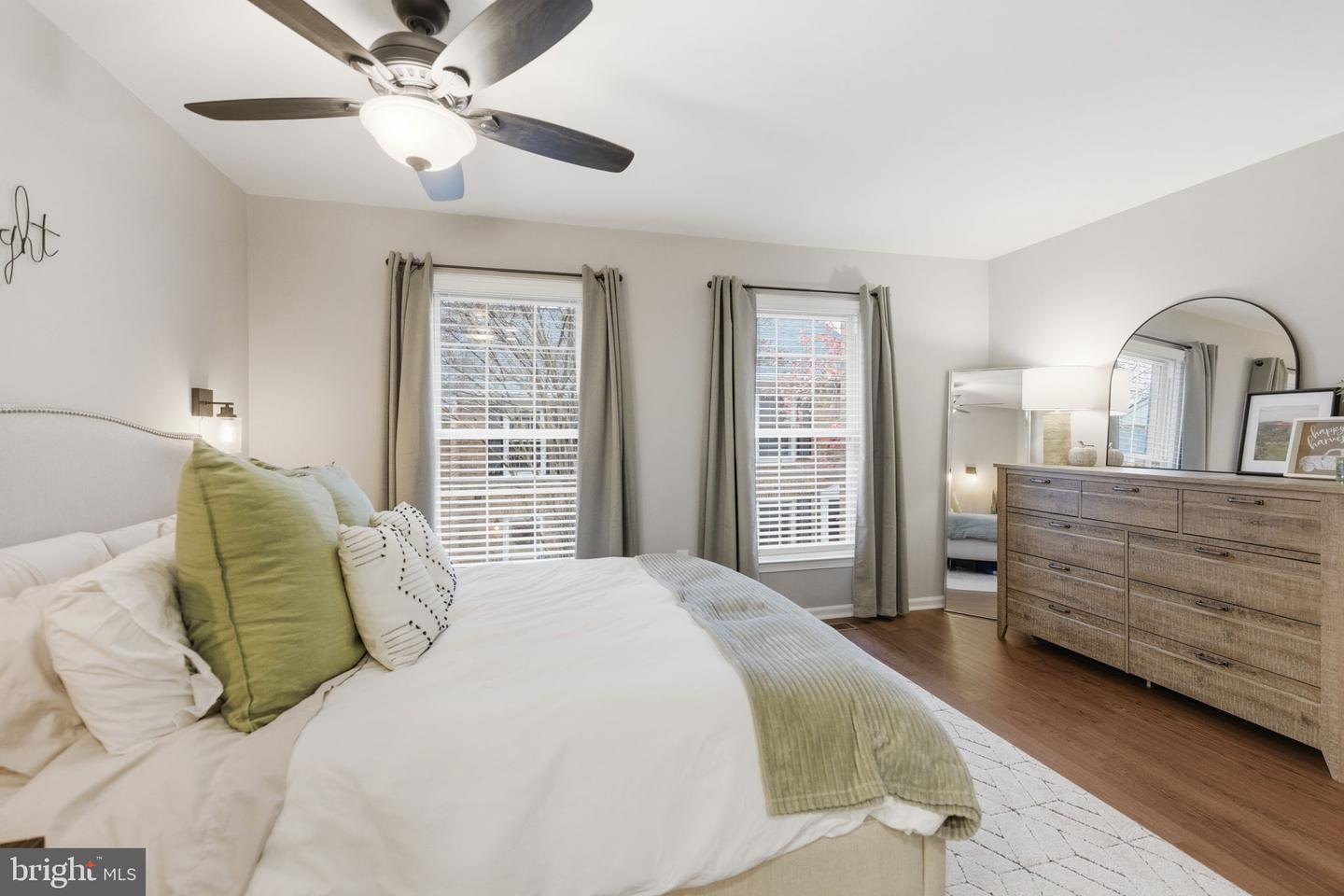 2568-B S ARLINGTON MILL DR #B, ARLINGTON, Virginia 22206, 2 Bedrooms Bedrooms, ,1 BathroomBathrooms,Residential,For sale,2568-B S ARLINGTON MILL DR #B,VAAR2069056 MLS # VAAR2069056