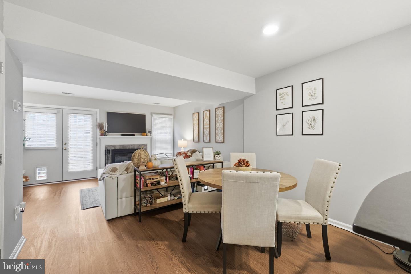 2568-B S ARLINGTON MILL DR #B, ARLINGTON, Virginia 22206, 2 Bedrooms Bedrooms, ,1 BathroomBathrooms,Residential,For sale,2568-B S ARLINGTON MILL DR #B,VAAR2069056 MLS # VAAR2069056