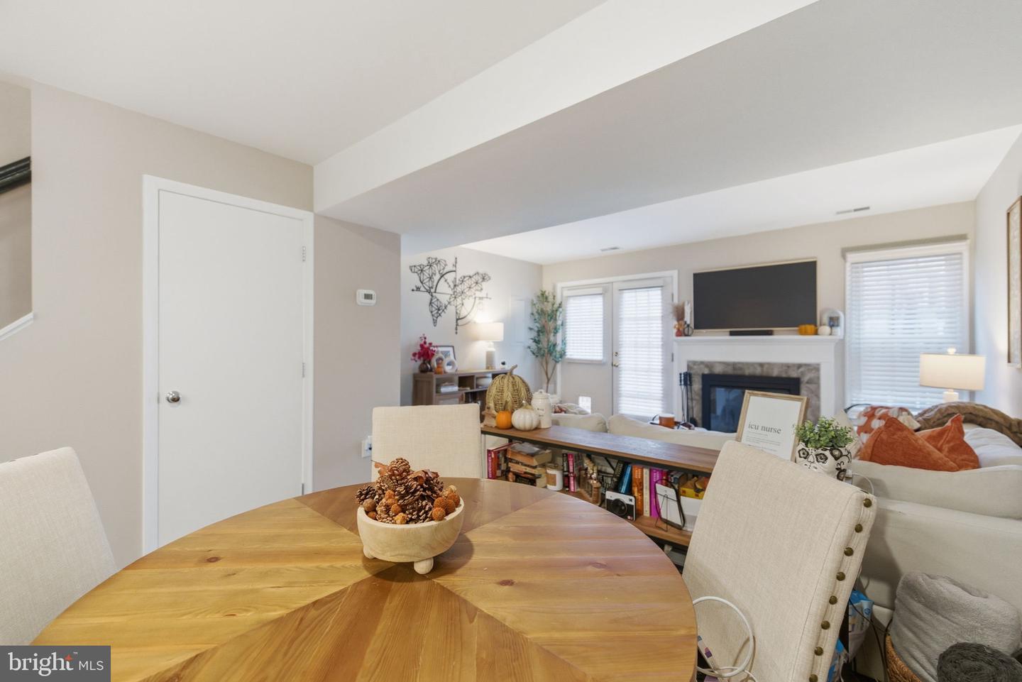 2568-B S ARLINGTON MILL DR #B, ARLINGTON, Virginia 22206, 2 Bedrooms Bedrooms, ,1 BathroomBathrooms,Residential,For sale,2568-B S ARLINGTON MILL DR #B,VAAR2069056 MLS # VAAR2069056