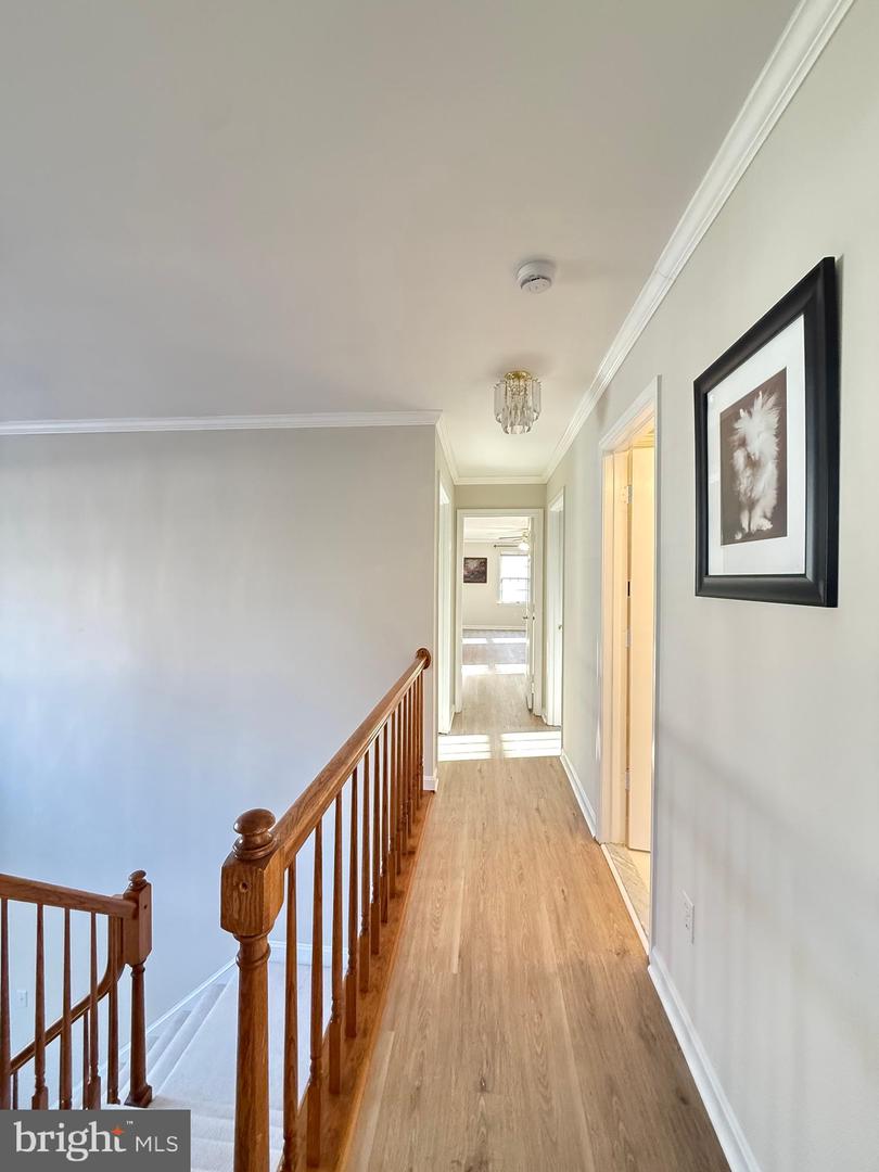 1742 VALLEY AVE, MCLEAN, Virginia 22101, 6 Bedrooms Bedrooms, ,4 BathroomsBathrooms,Residential,For sale,1742 VALLEY AVE,VAFX2291738 MLS # VAFX2291738