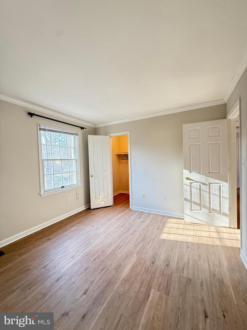 1742 VALLEY AVE, MCLEAN, Virginia 22101, 6 Bedrooms Bedrooms, ,4 BathroomsBathrooms,Residential,For sale,1742 VALLEY AVE,VAFX2291738 MLS # VAFX2291738