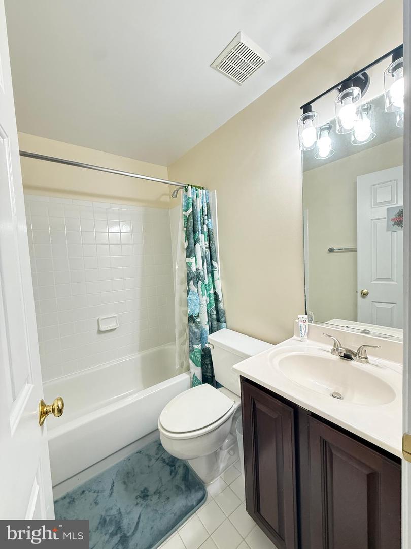 1742 VALLEY AVE, MCLEAN, Virginia 22101, 6 Bedrooms Bedrooms, ,4 BathroomsBathrooms,Residential,For sale,1742 VALLEY AVE,VAFX2291738 MLS # VAFX2291738