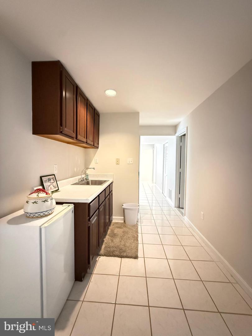 1742 VALLEY AVE, MCLEAN, Virginia 22101, 6 Bedrooms Bedrooms, ,4 BathroomsBathrooms,Residential,For sale,1742 VALLEY AVE,VAFX2291738 MLS # VAFX2291738