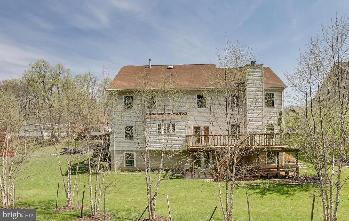 1742 VALLEY AVE, MCLEAN, Virginia 22101, 6 Bedrooms Bedrooms, ,4 BathroomsBathrooms,Residential,For sale,1742 VALLEY AVE,VAFX2291738 MLS # VAFX2291738