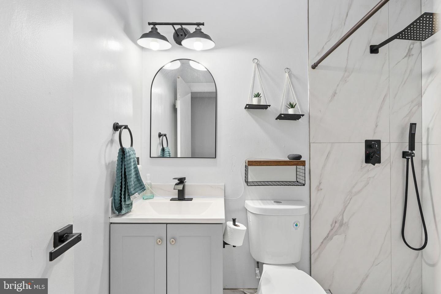 3663 STEWART LN, DUMFRIES, Virginia 22026, 4 Bedrooms Bedrooms, ,3 BathroomsBathrooms,Residential,For sale,3663 STEWART LN,VAPW2112876 MLS # VAPW2112876