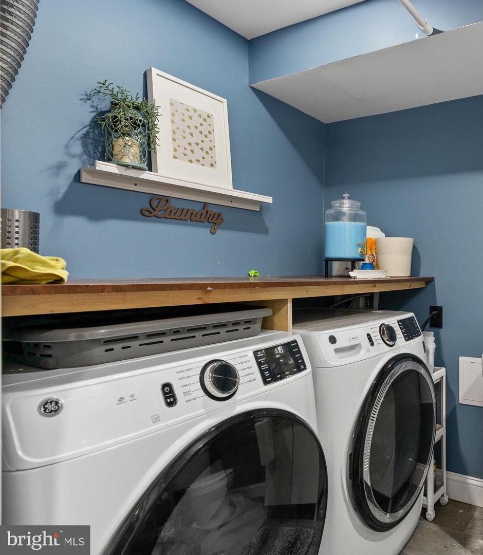 3663 STEWART LN, DUMFRIES, Virginia 22026, 4 Bedrooms Bedrooms, ,3 BathroomsBathrooms,Residential,For sale,3663 STEWART LN,VAPW2112876 MLS # VAPW2112876