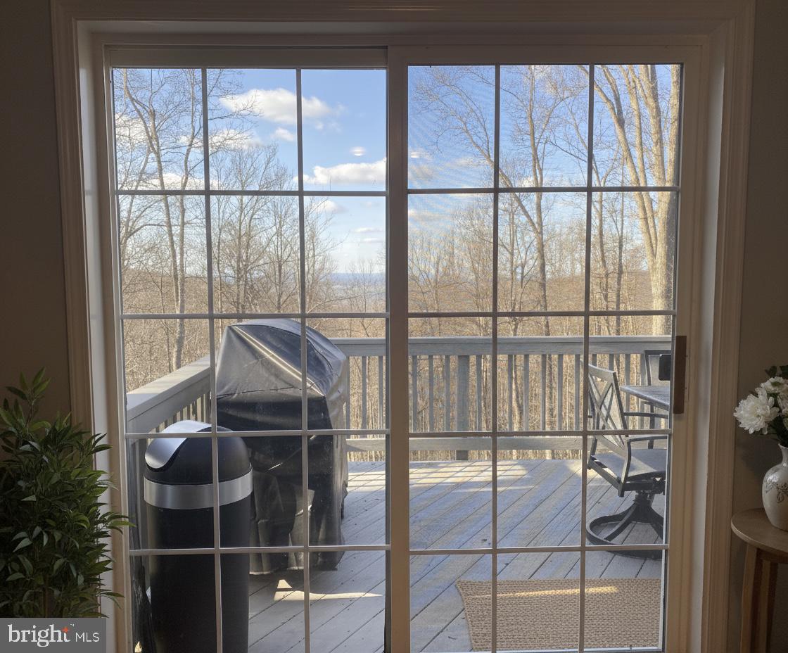 397 PARKSIDE RD, LINDEN, Virginia 22642, 3 Bedrooms Bedrooms, ,2 BathroomsBathrooms,Residential,For sale,397 PARKSIDE RD,VAWR2013474 MLS # VAWR2013474