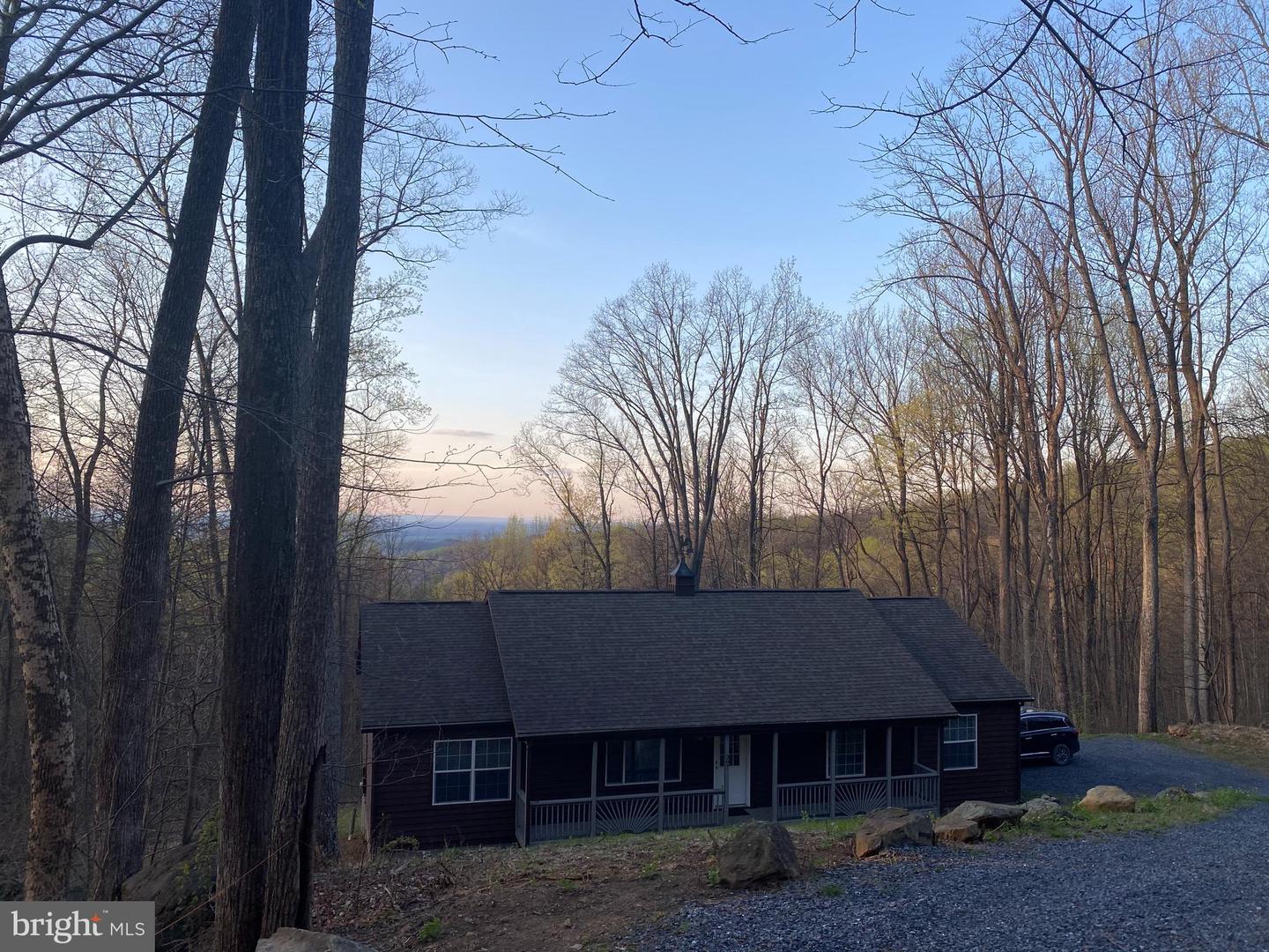 397 PARKSIDE RD, LINDEN, Virginia 22642, 3 Bedrooms Bedrooms, ,2 BathroomsBathrooms,Residential,For sale,397 PARKSIDE RD,VAWR2013474 MLS # VAWR2013474