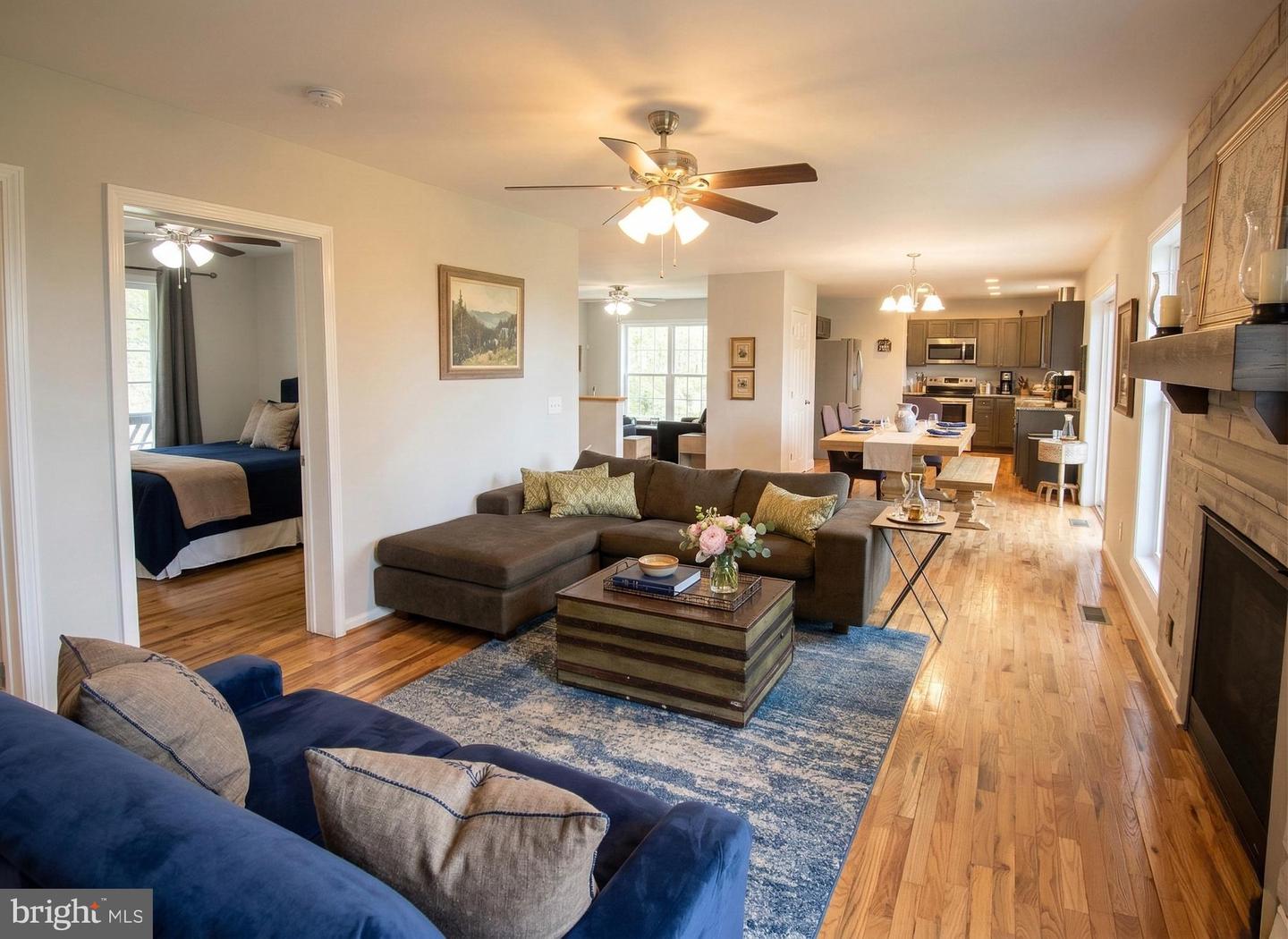 397 PARKSIDE RD, LINDEN, Virginia 22642, 3 Bedrooms Bedrooms, ,2 BathroomsBathrooms,Residential,For sale,397 PARKSIDE RD,VAWR2013474 MLS # VAWR2013474