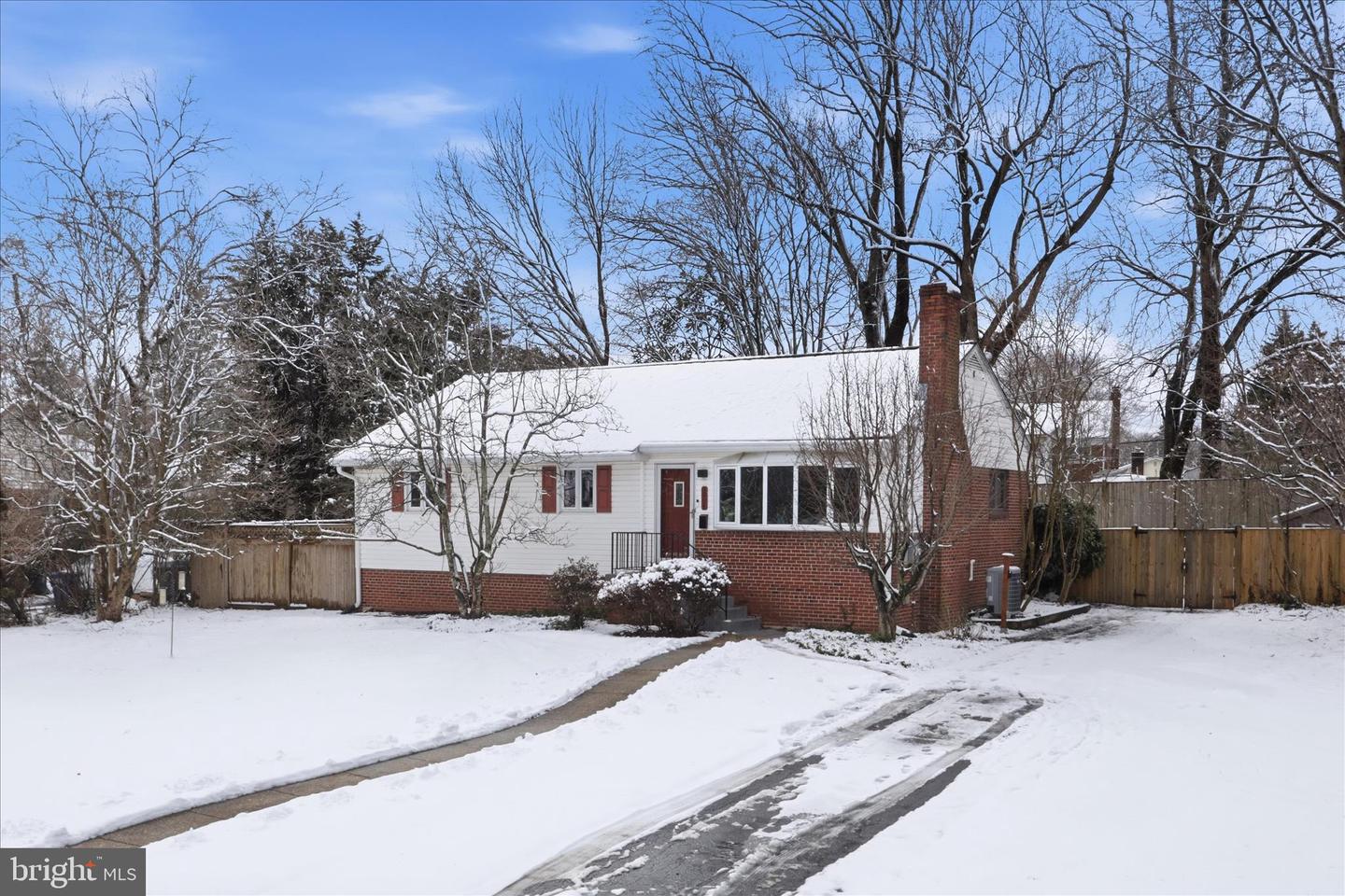 ANNANDALE, Virginia 22003, 4 Bedrooms Bedrooms, ,2 BathroomsBathrooms,Residential,For sale,VAFX2292328 MLS # VAFX2292328