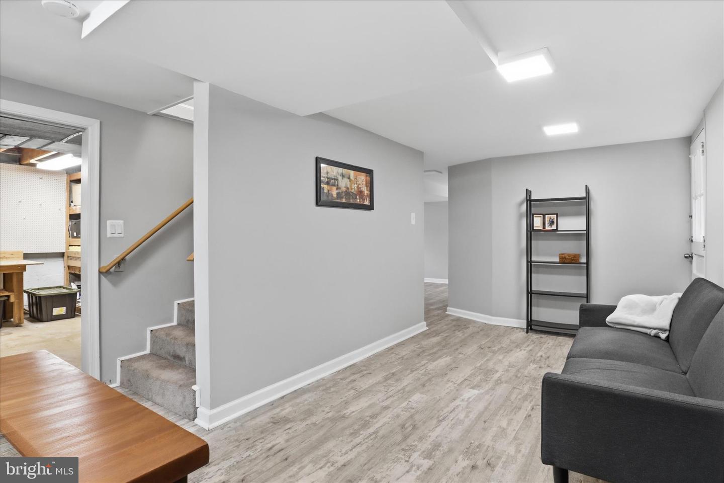 ANNANDALE, Virginia 22003, 4 Bedrooms Bedrooms, ,2 BathroomsBathrooms,Residential,For sale,VAFX2292328 MLS # VAFX2292328