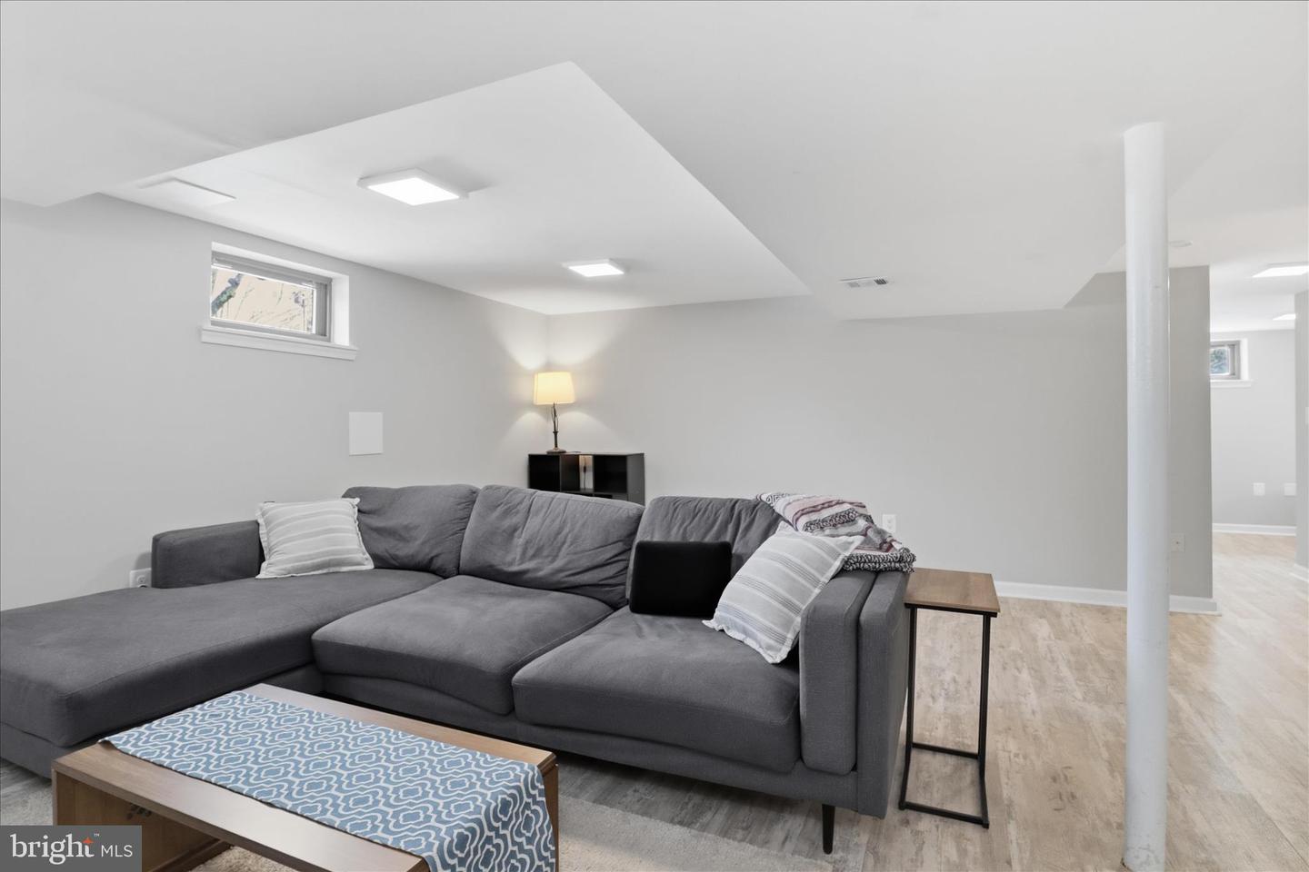 ANNANDALE, Virginia 22003, 4 Bedrooms Bedrooms, ,2 BathroomsBathrooms,Residential,For sale,VAFX2292328 MLS # VAFX2292328