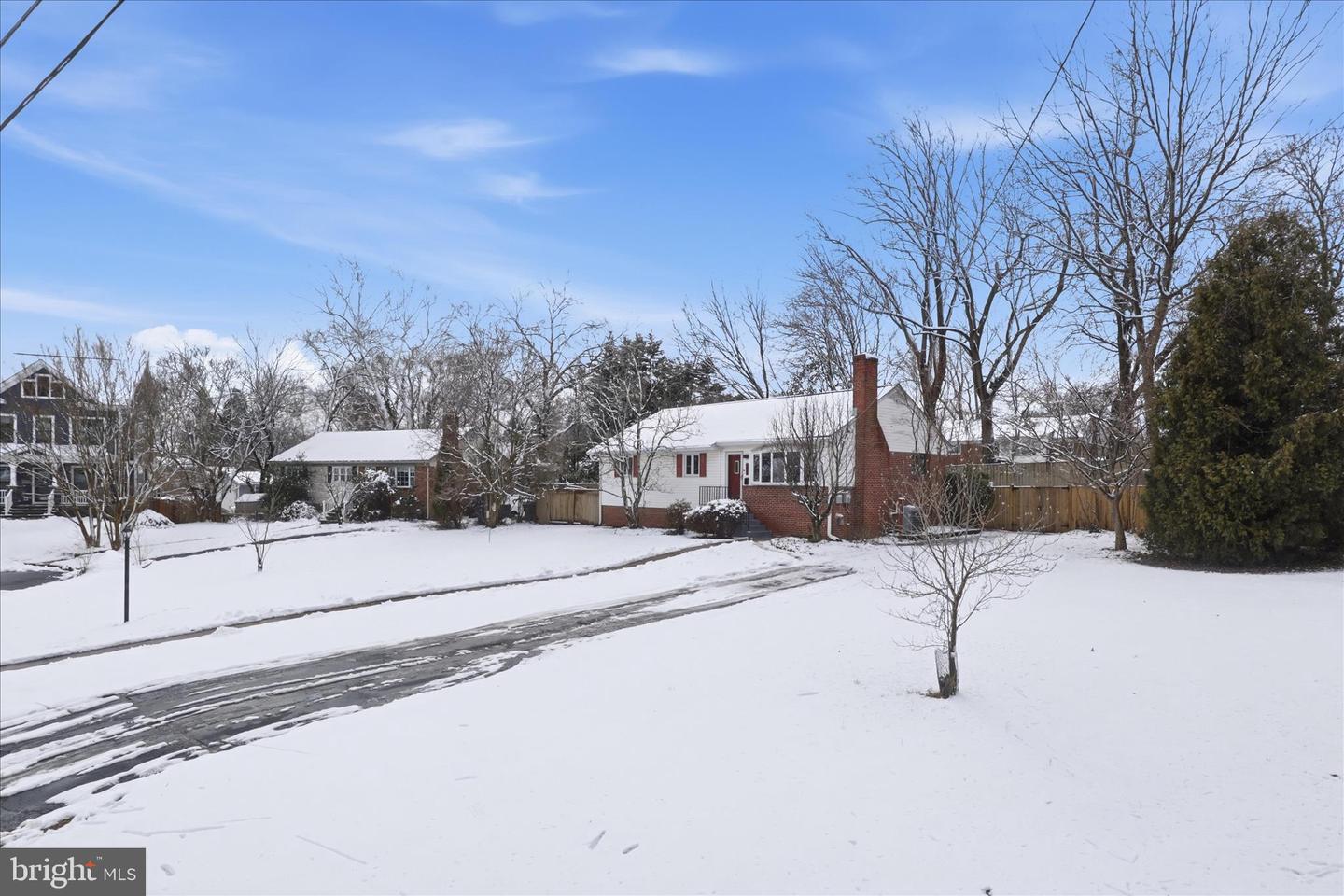 ANNANDALE, Virginia 22003, 4 Bedrooms Bedrooms, ,2 BathroomsBathrooms,Residential,For sale,VAFX2292328 MLS # VAFX2292328