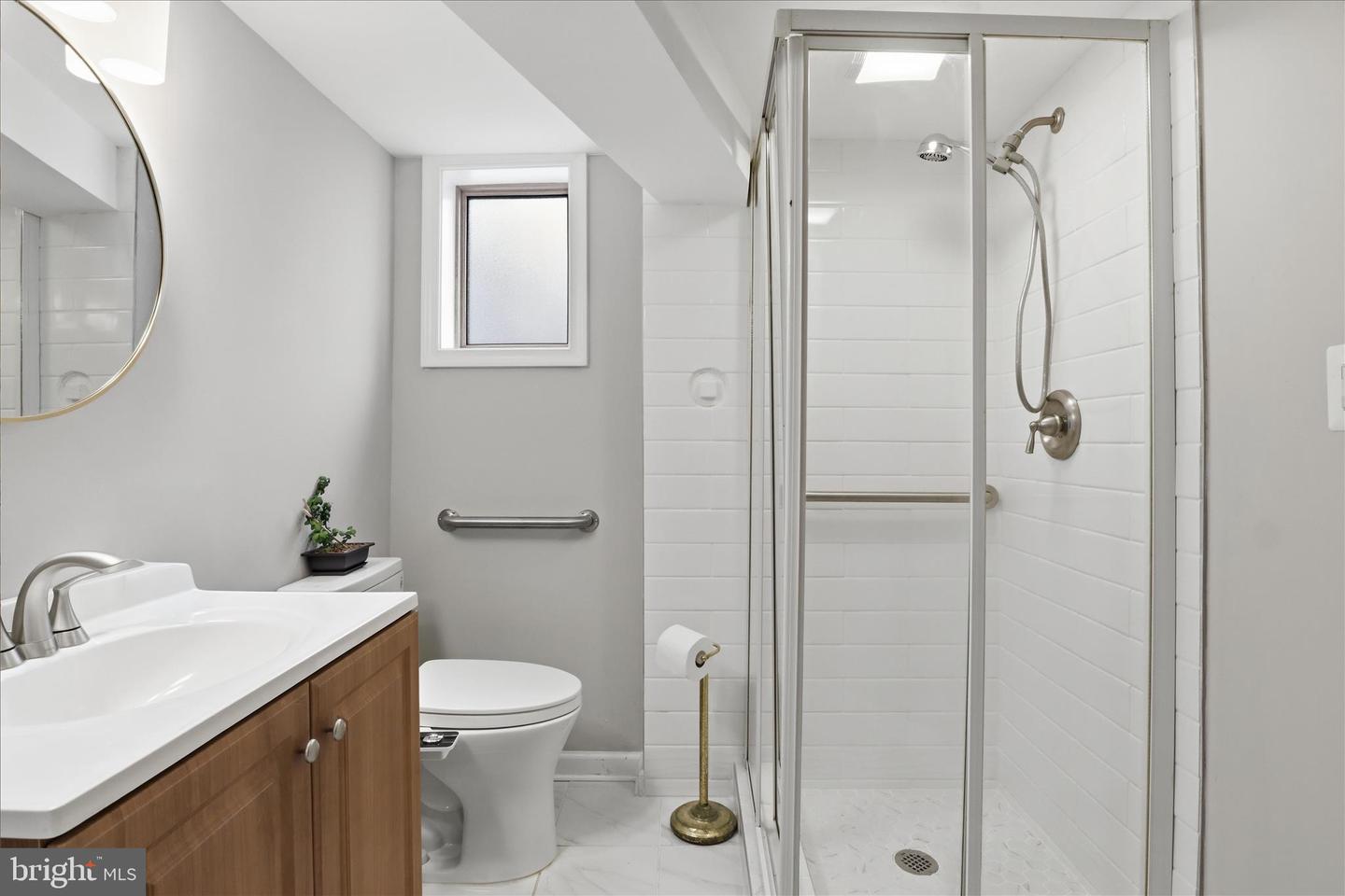 ANNANDALE, Virginia 22003, 4 Bedrooms Bedrooms, ,2 BathroomsBathrooms,Residential,For sale,VAFX2292328 MLS # VAFX2292328